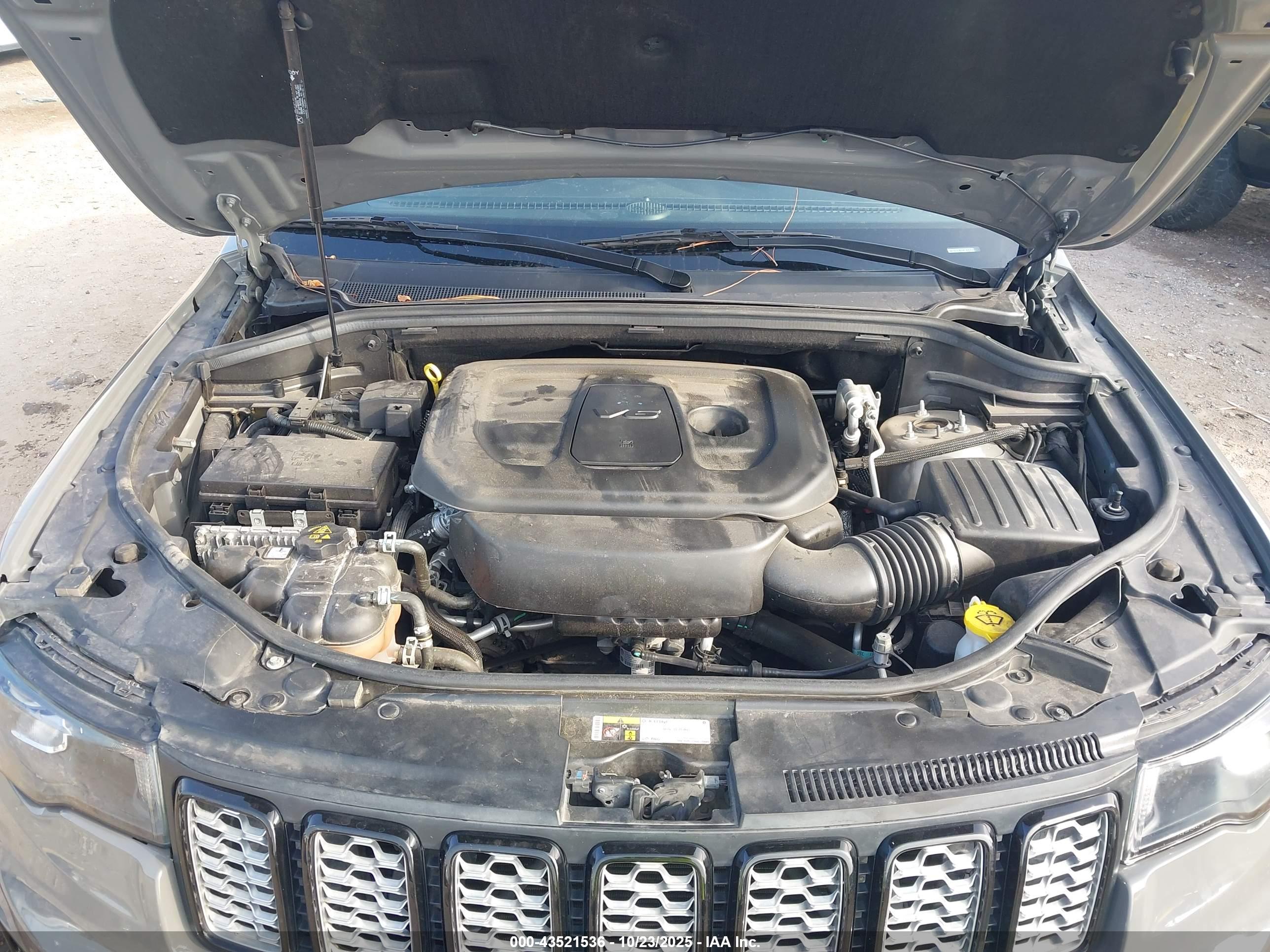 JEEP GRAND image 10