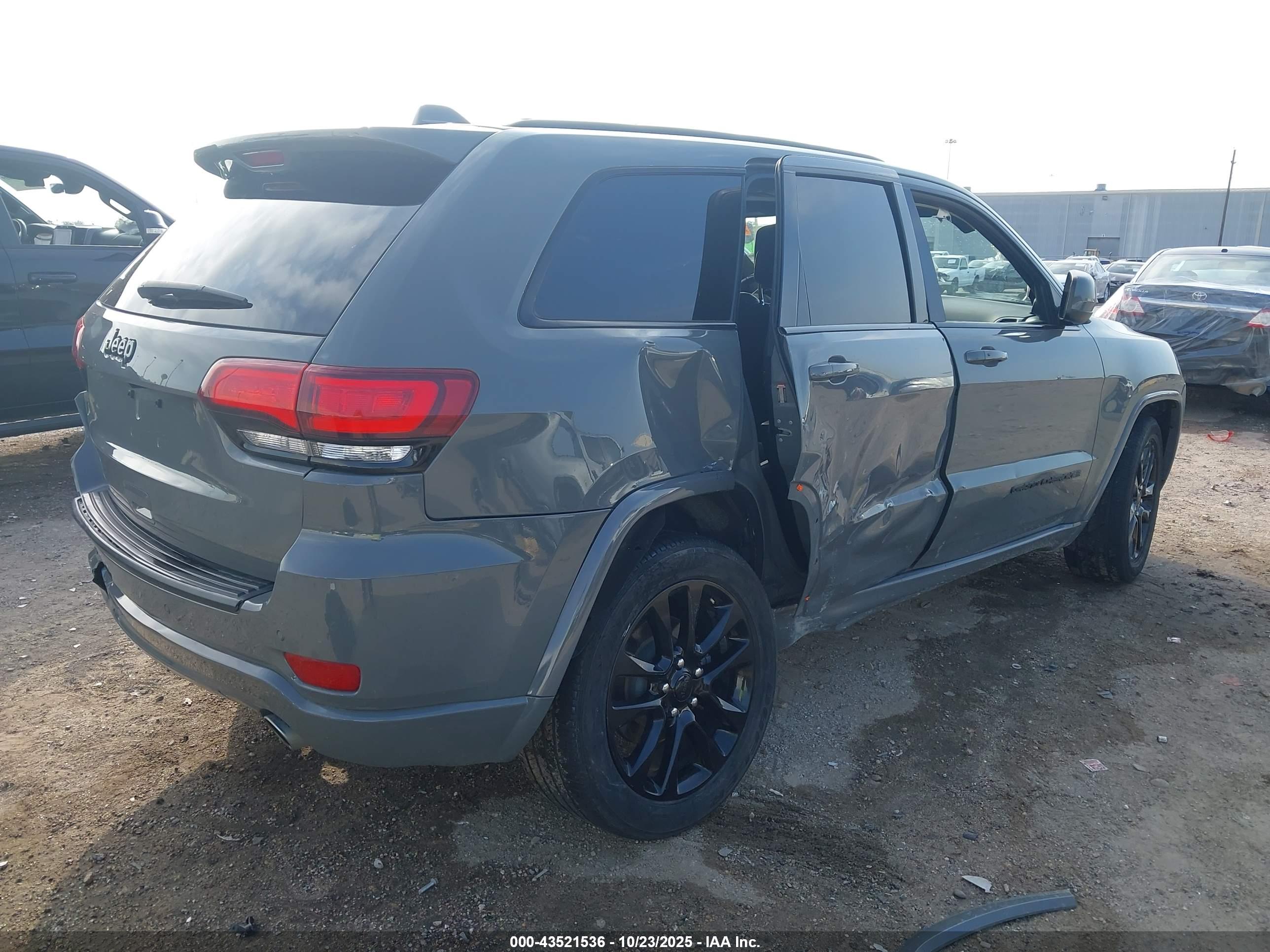 JEEP GRAND image 4