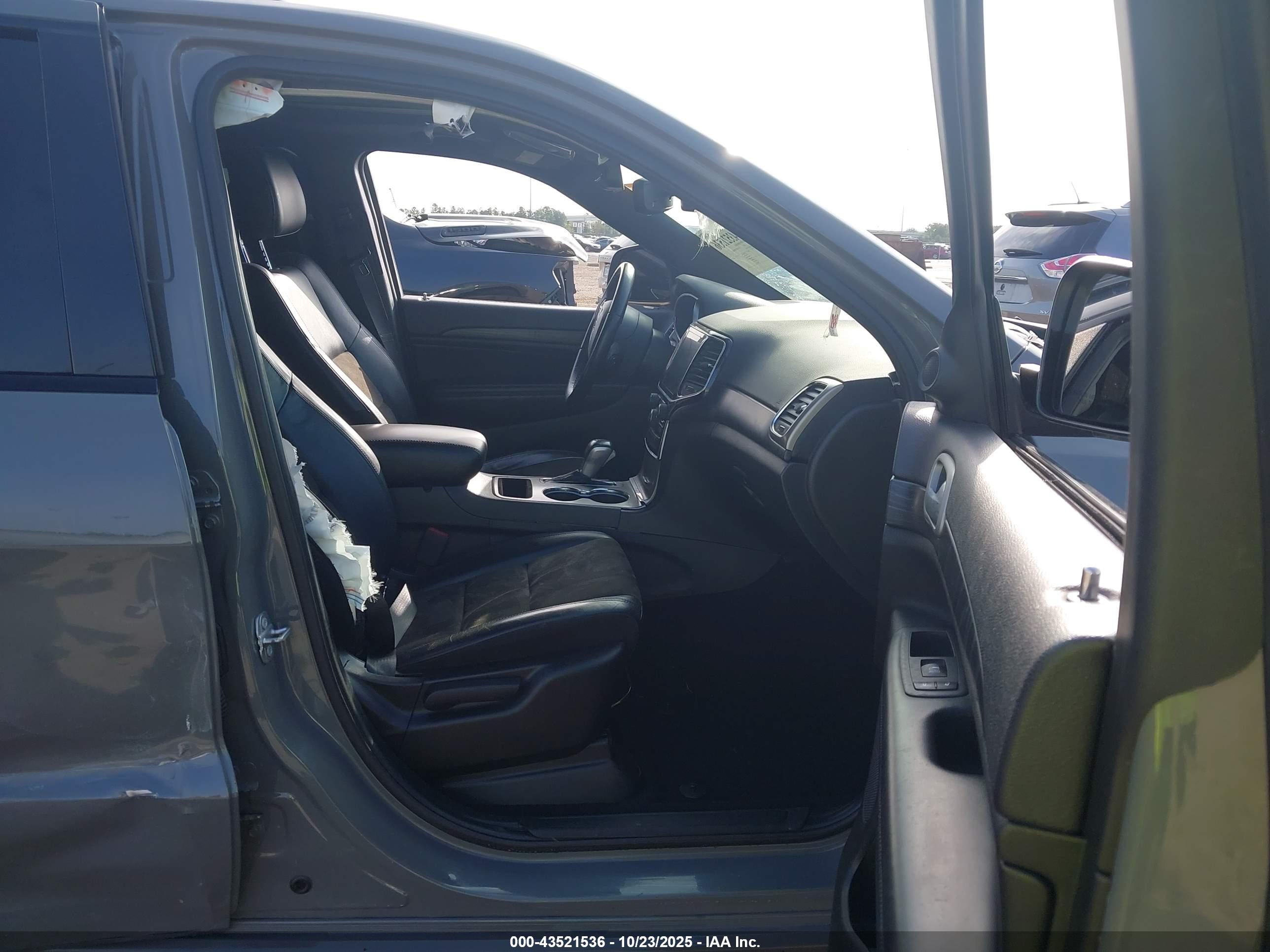JEEP GRAND image 5