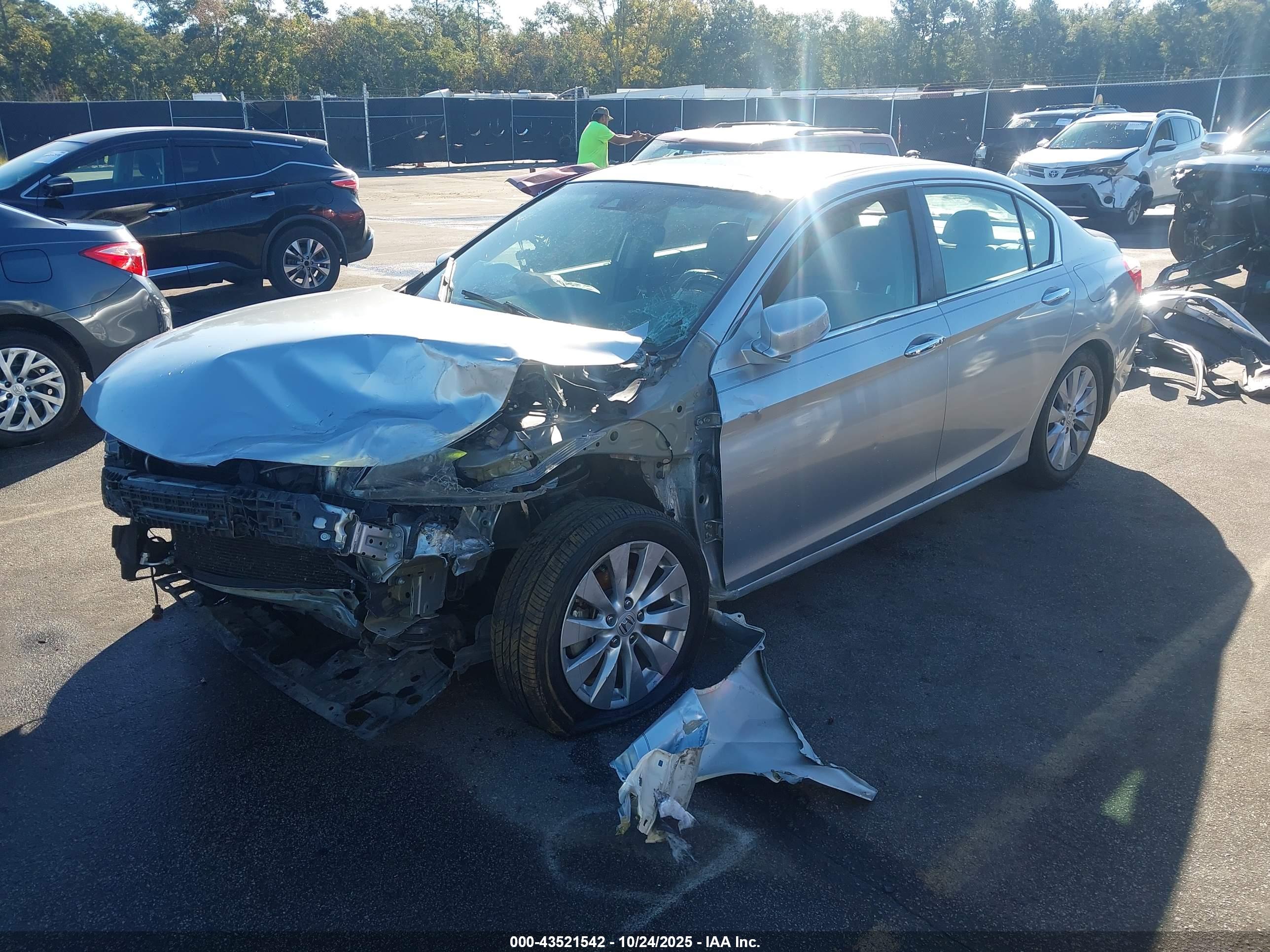 HONDA ACCORD image 2