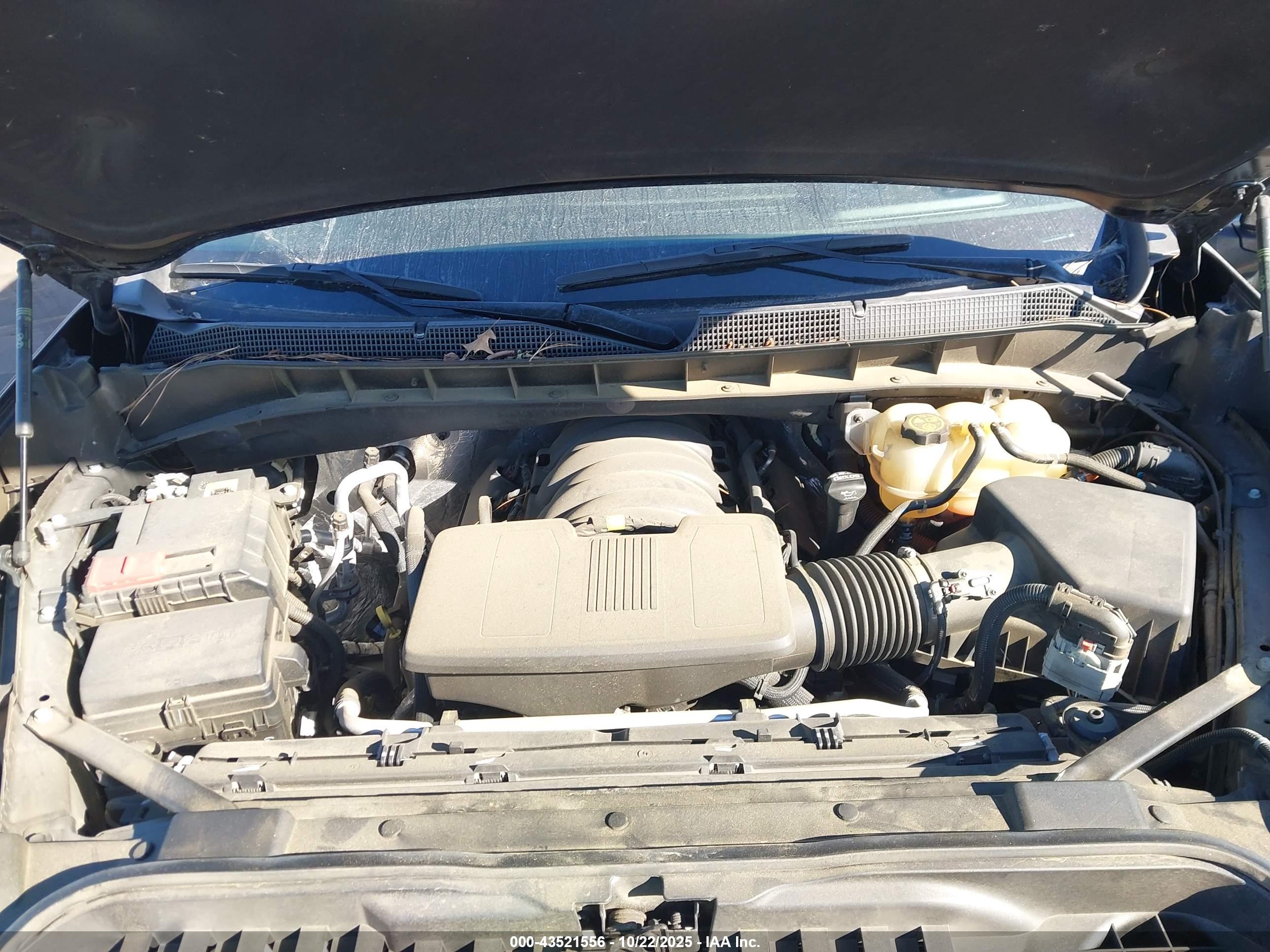 CHEVROLET SILVERADO image 10
