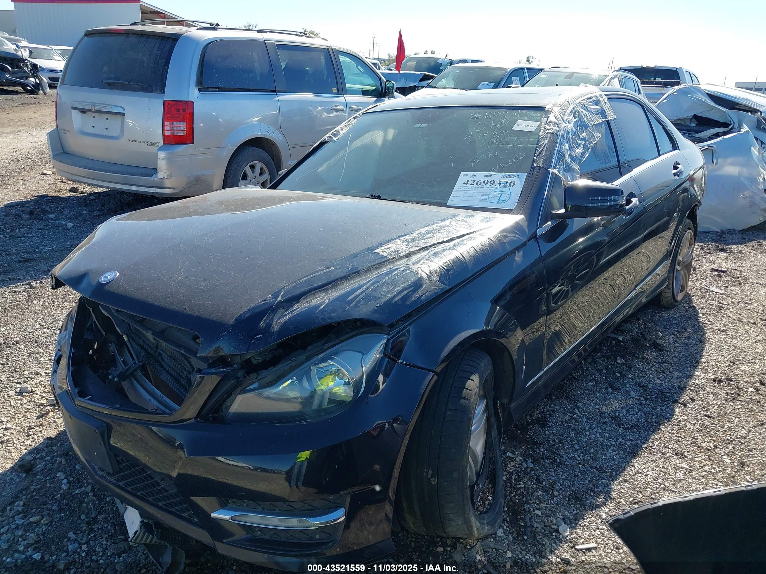 MERCEDES-BENZ C image 2