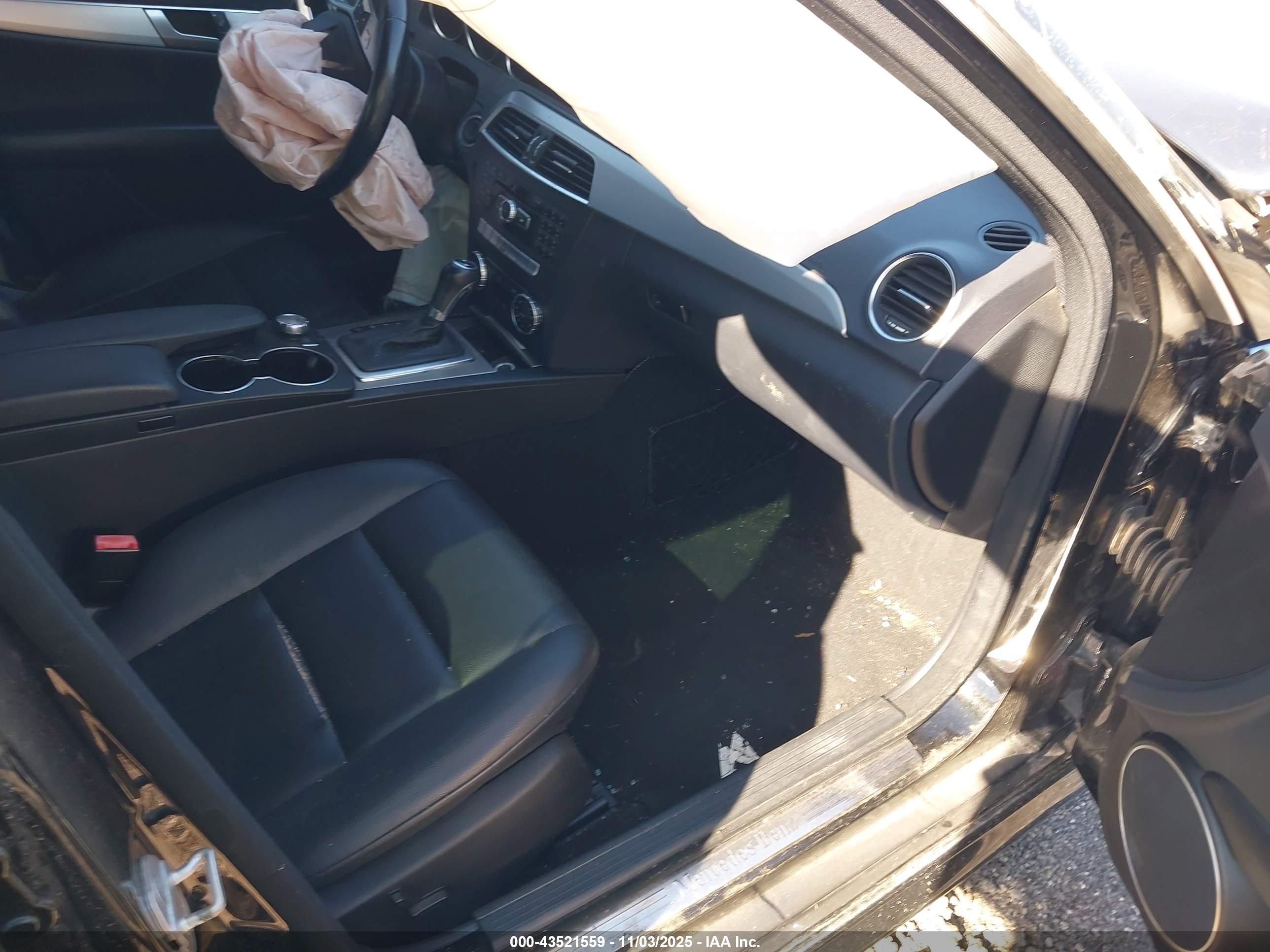 MERCEDES-BENZ C image 5