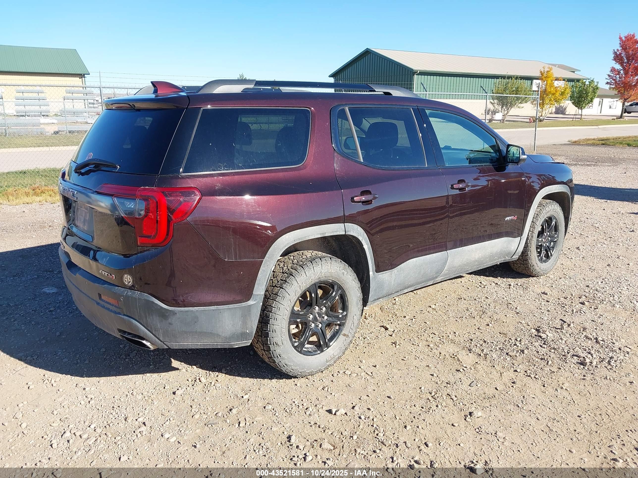 GMC ACADIA image 4