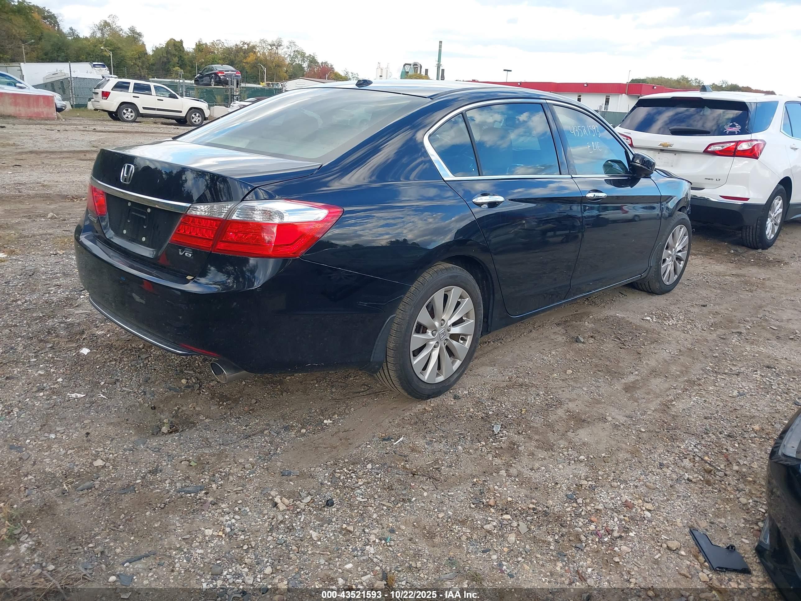 HONDA ACCORD image 4
