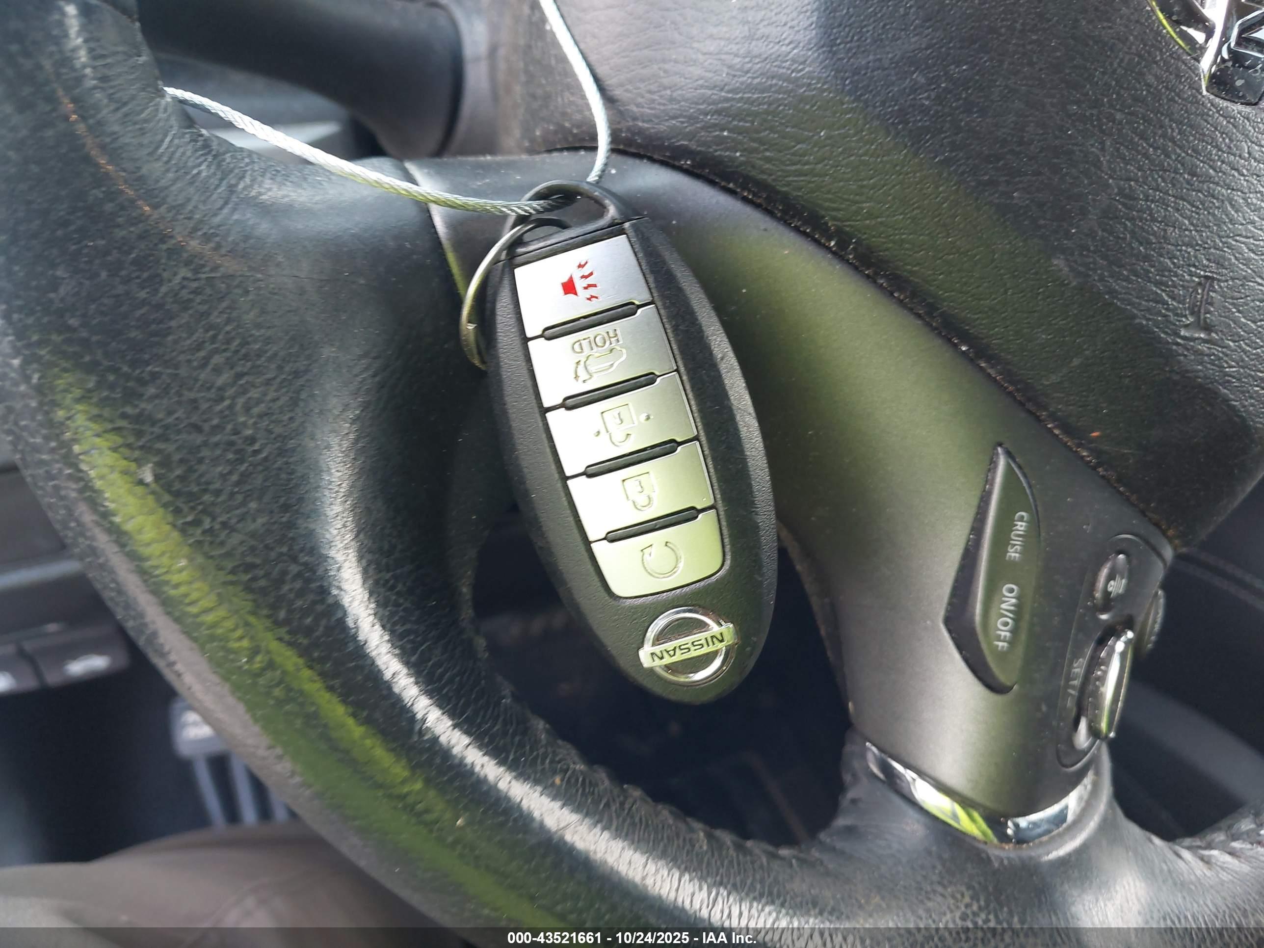 NISSAN MURANO image 11