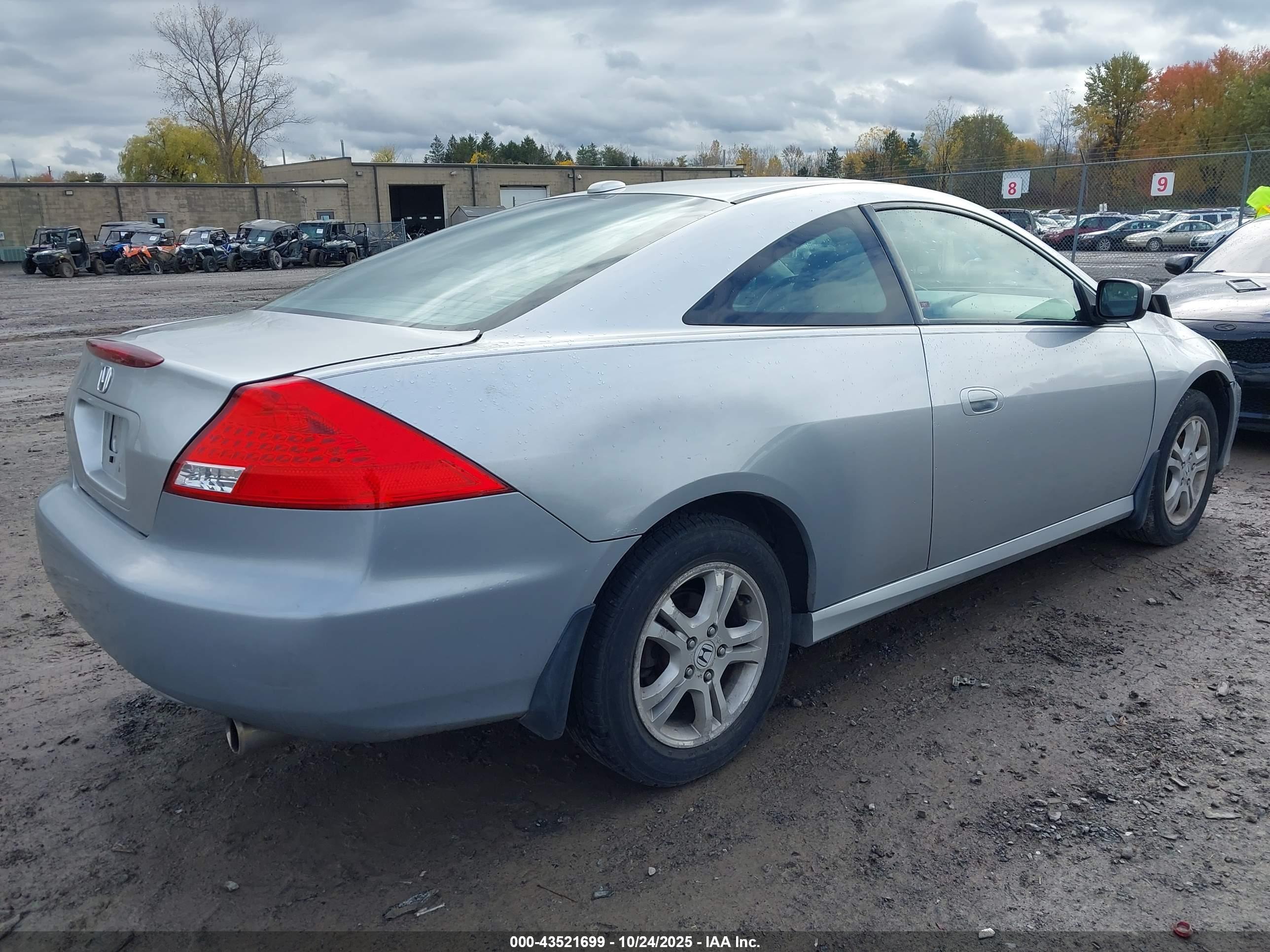 HONDA ACCORD image 4