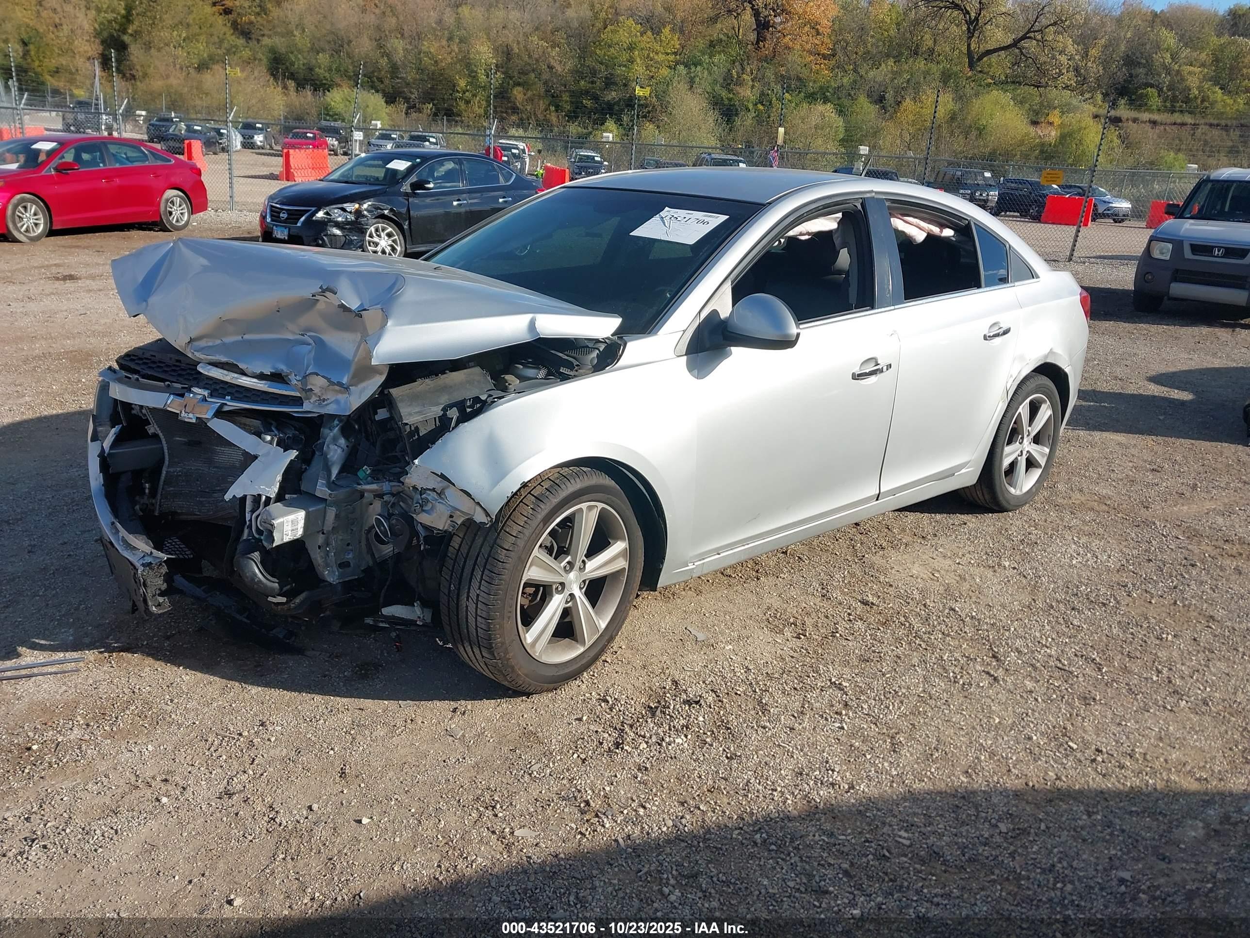 CHEVROLET CRUZE image 2