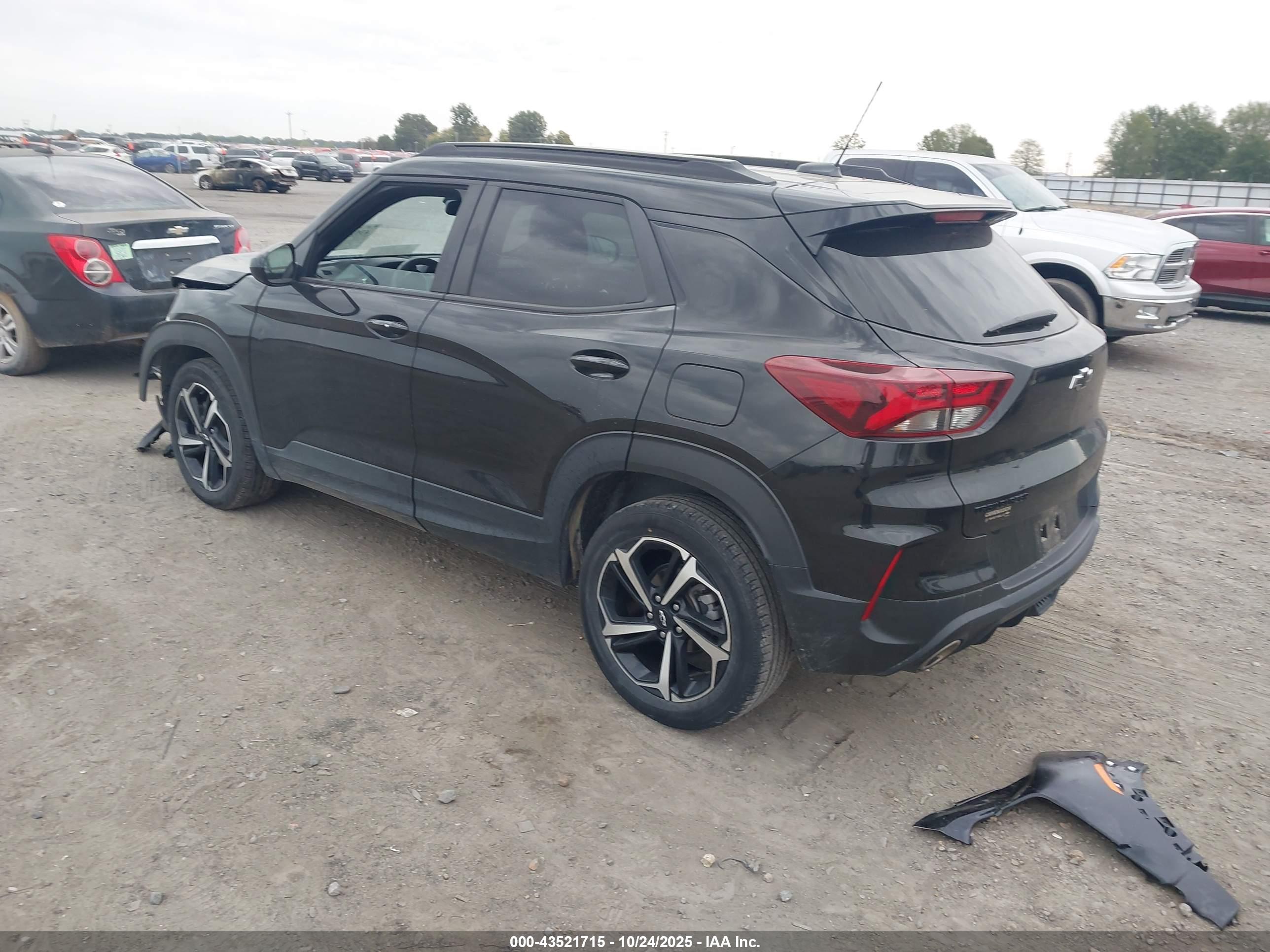 CHEVROLET TRAILBLAZER image 3