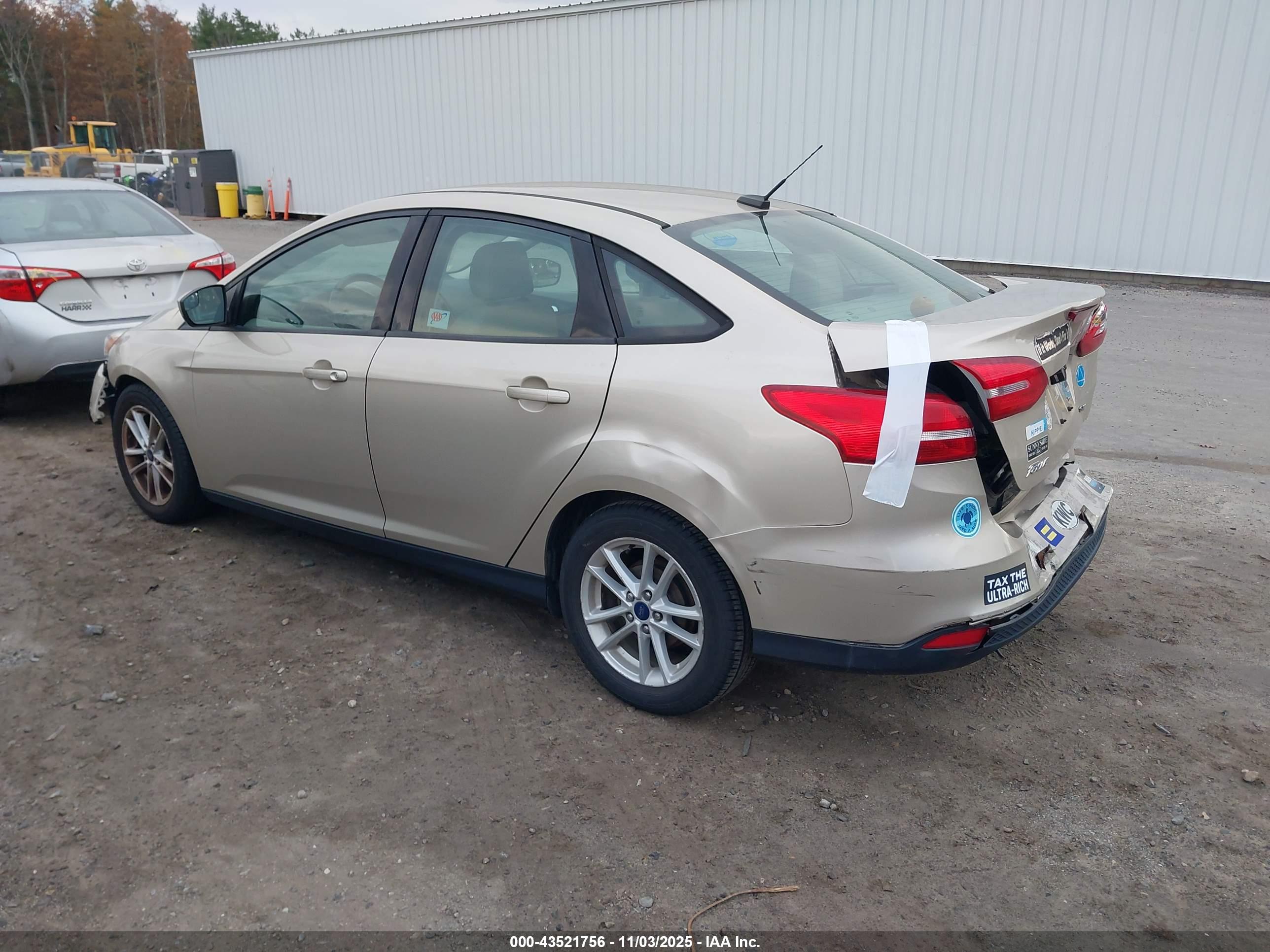 FORD FOCUS image 3