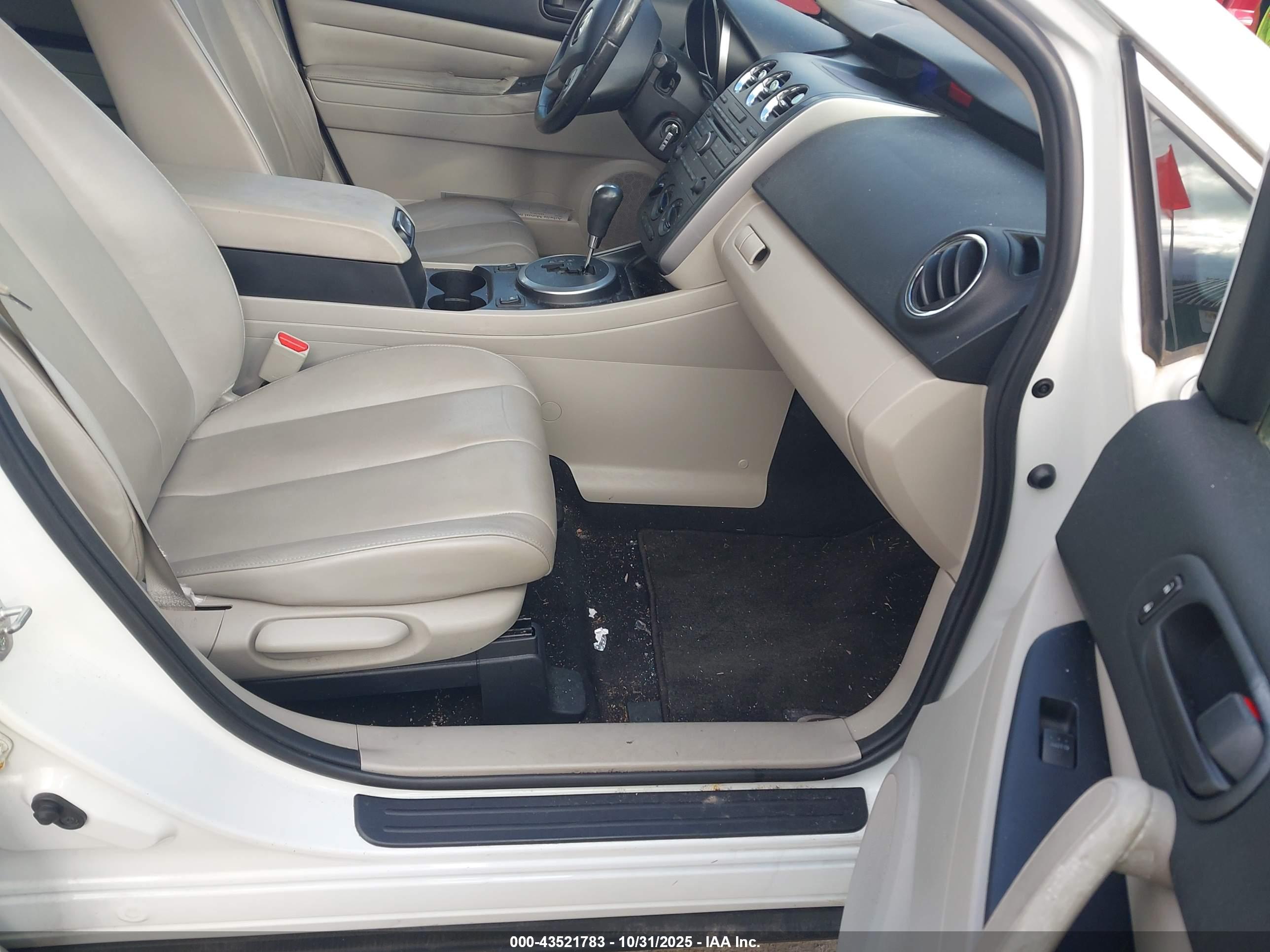 MAZDA CX-7 image 5