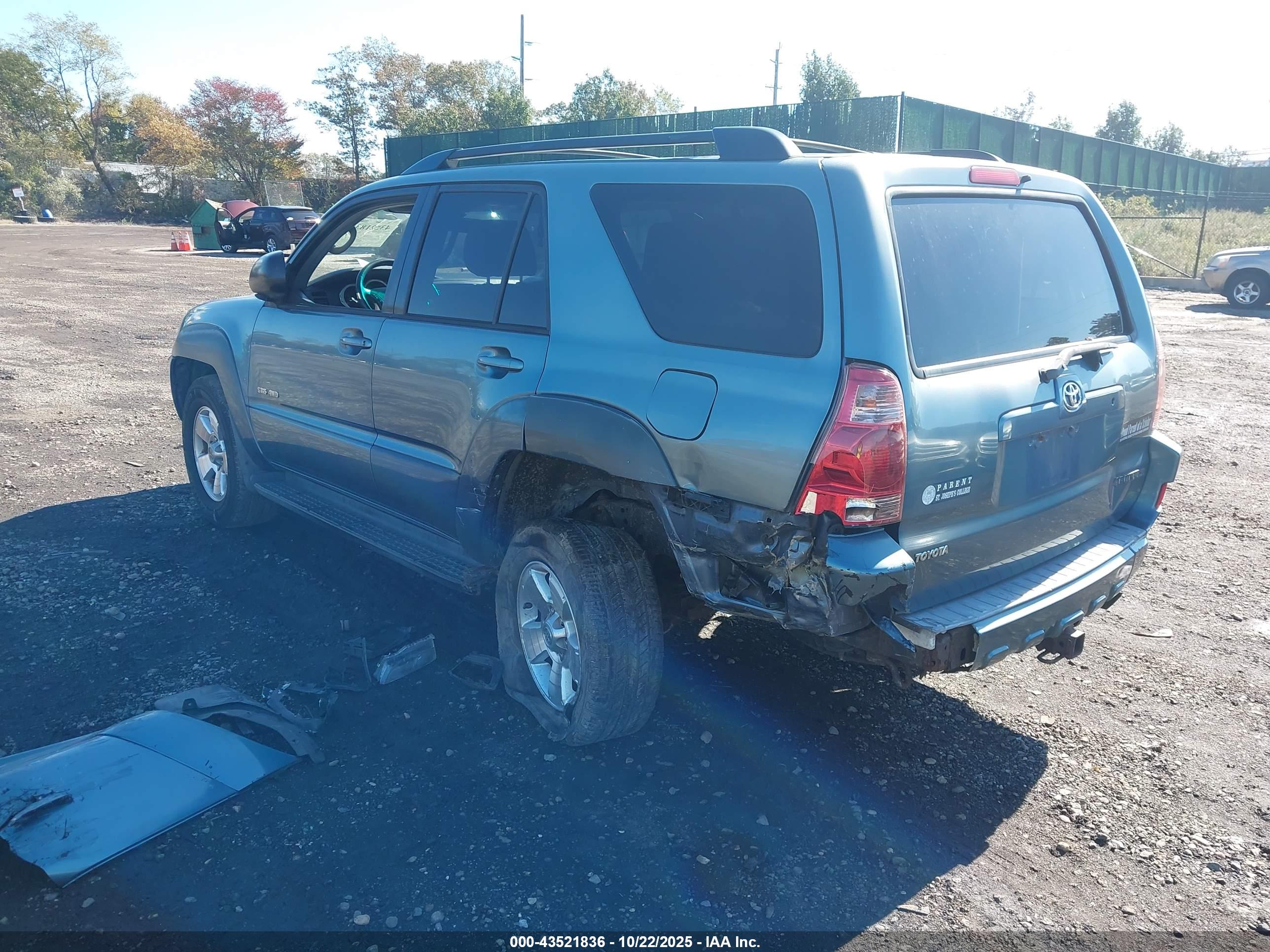 TOYOTA 4RUNNER image 3