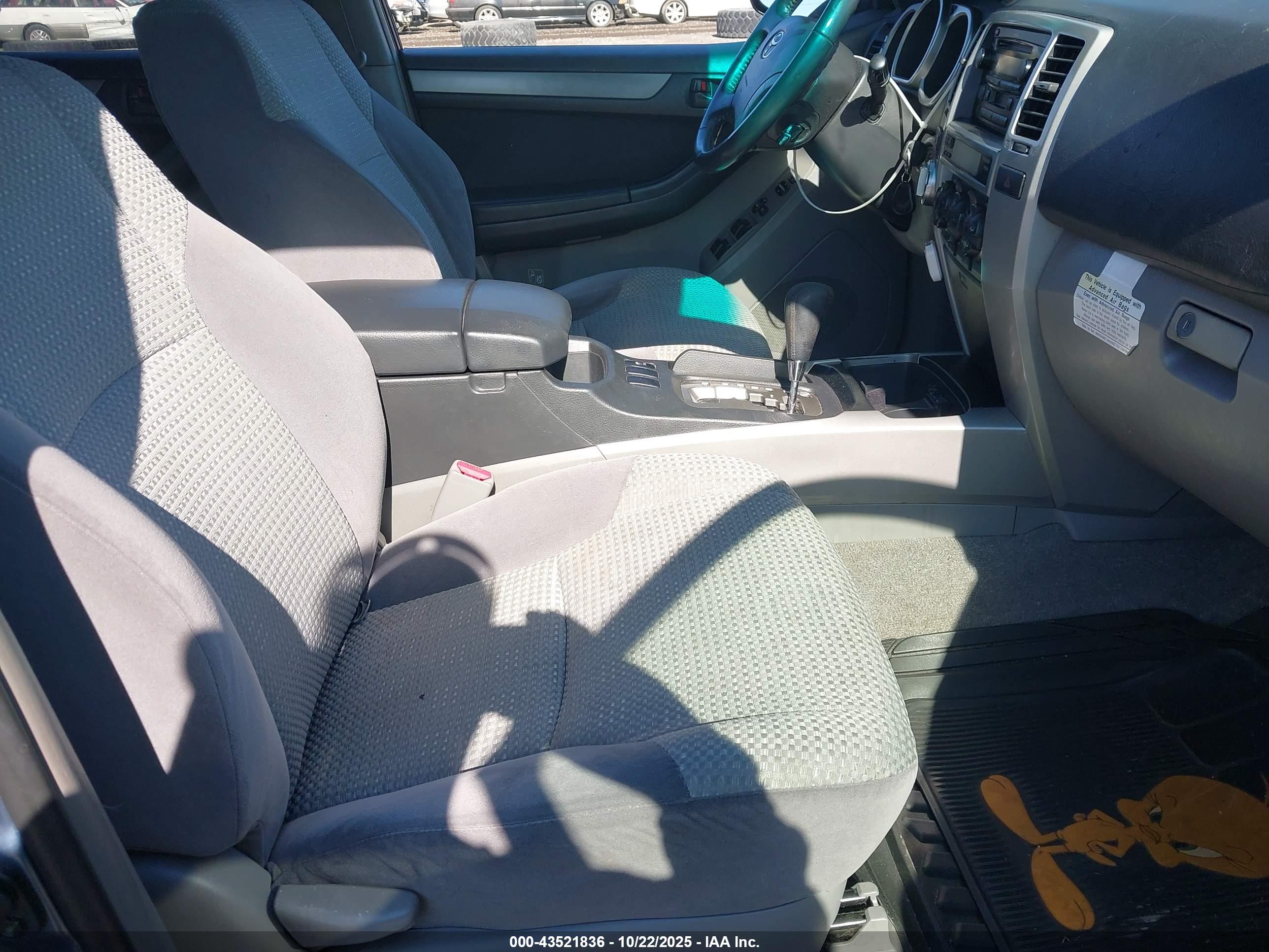 TOYOTA 4RUNNER image 5
