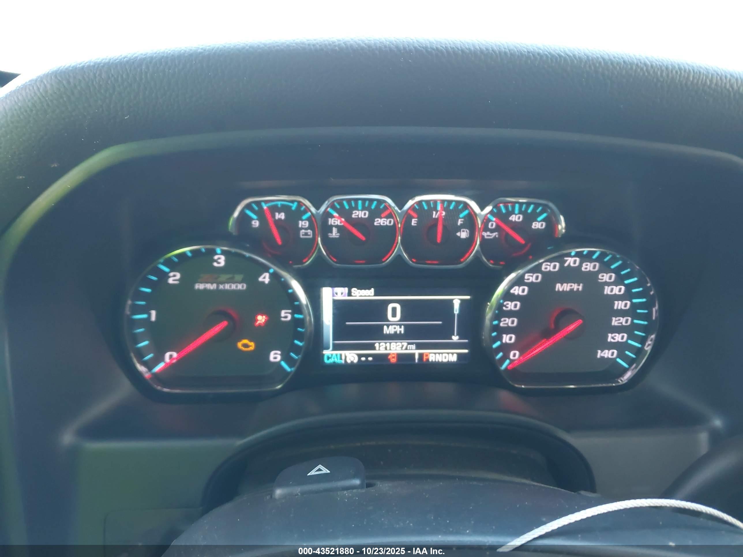 CHEVROLET SILVERADO image 7