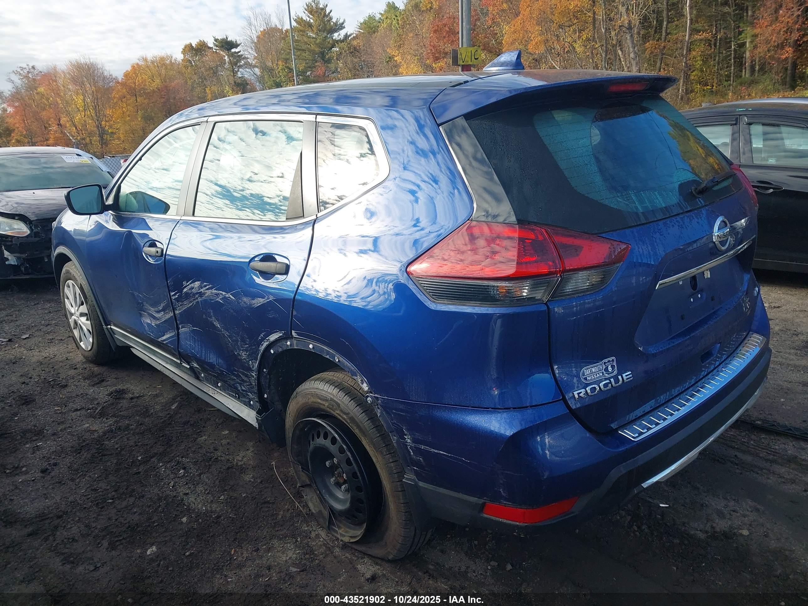 NISSAN ROGUE image 3