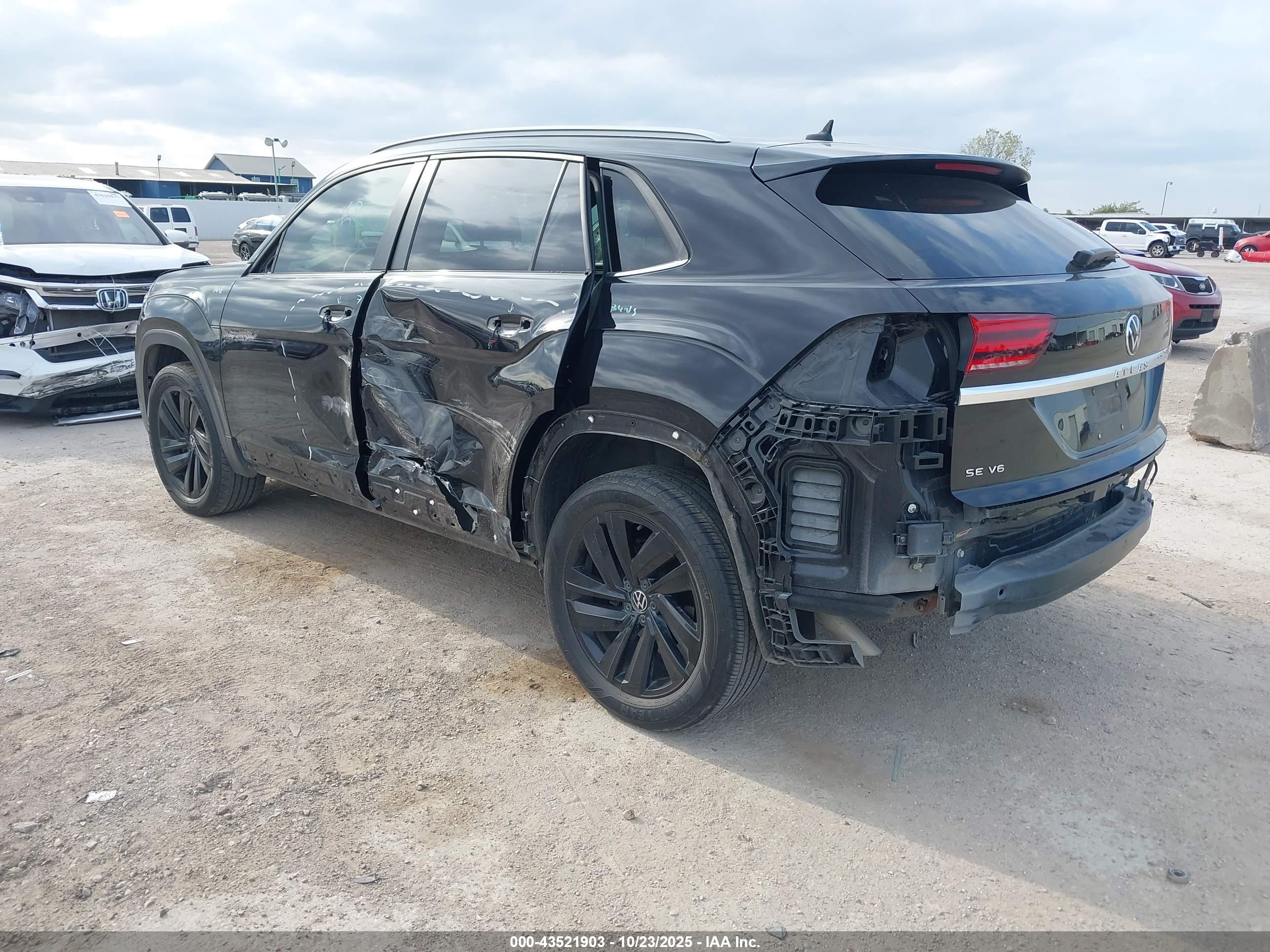 VOLKSWAGEN ATLAS image 3