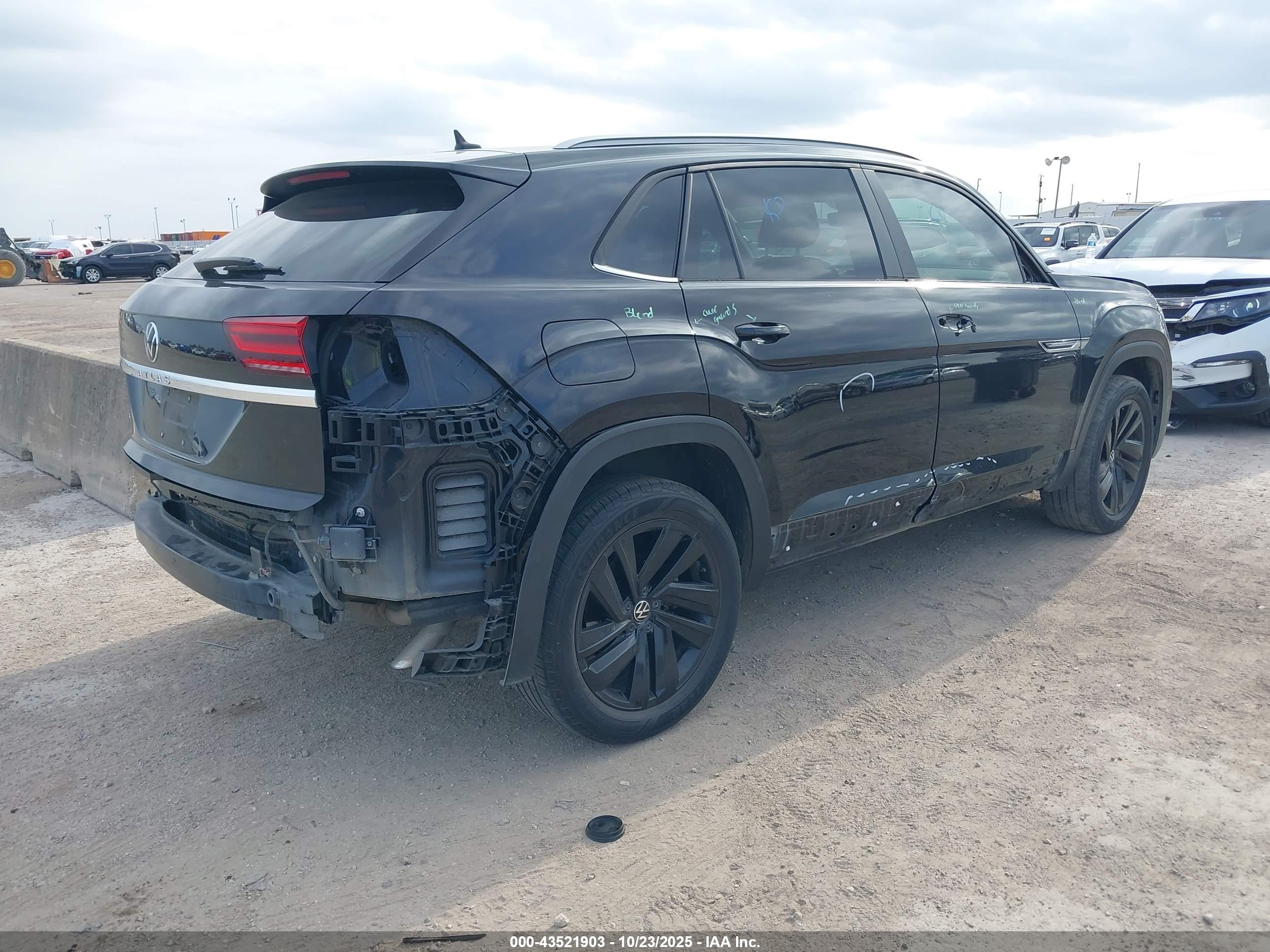 VOLKSWAGEN ATLAS image 4