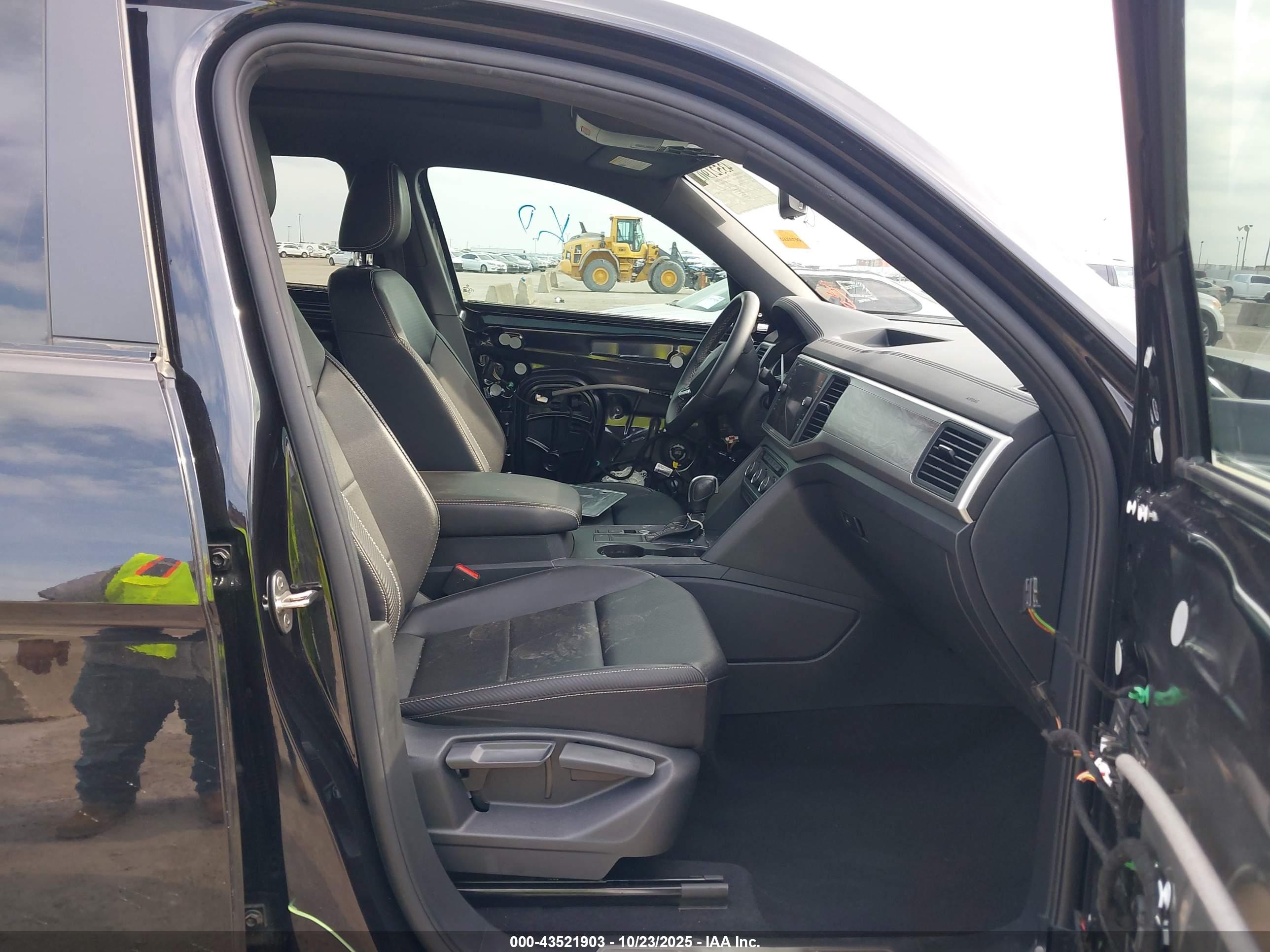 VOLKSWAGEN ATLAS image 5