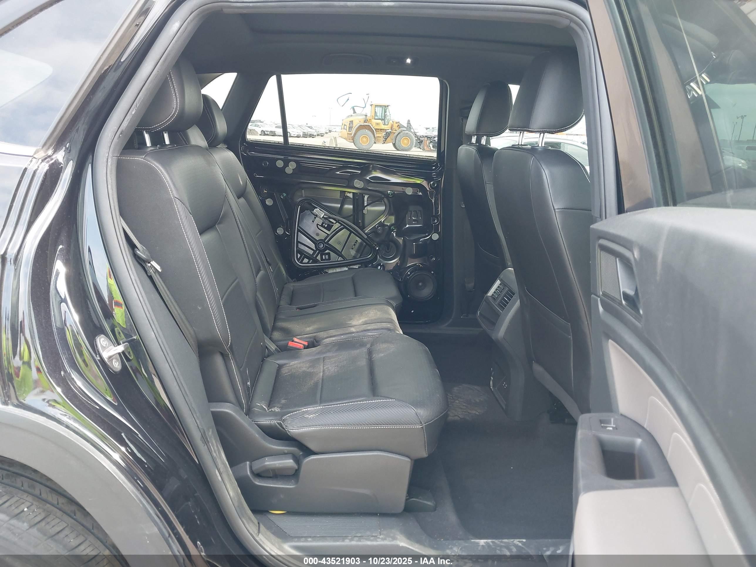VOLKSWAGEN ATLAS image 8