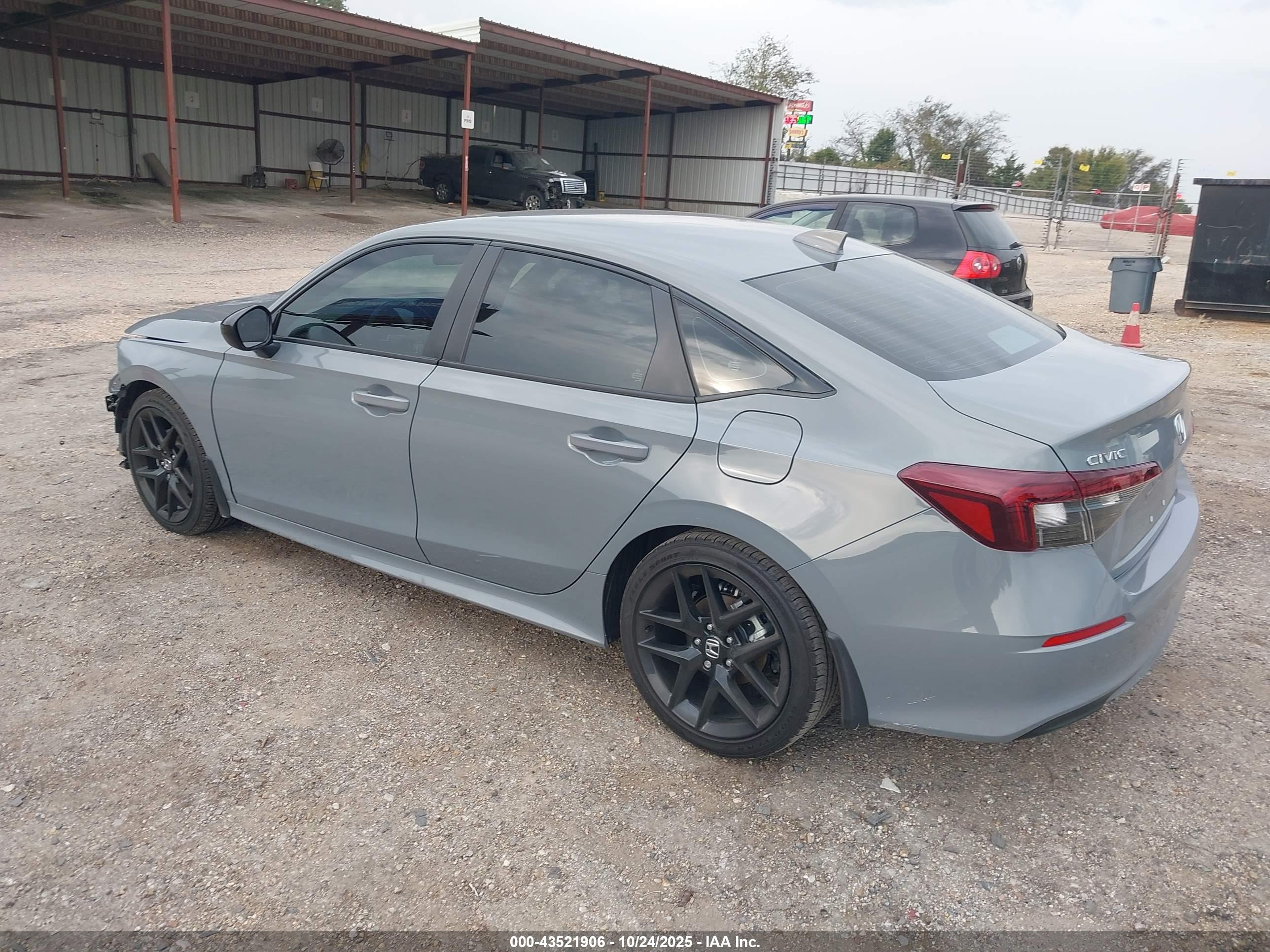 HONDA CIVIC image 3