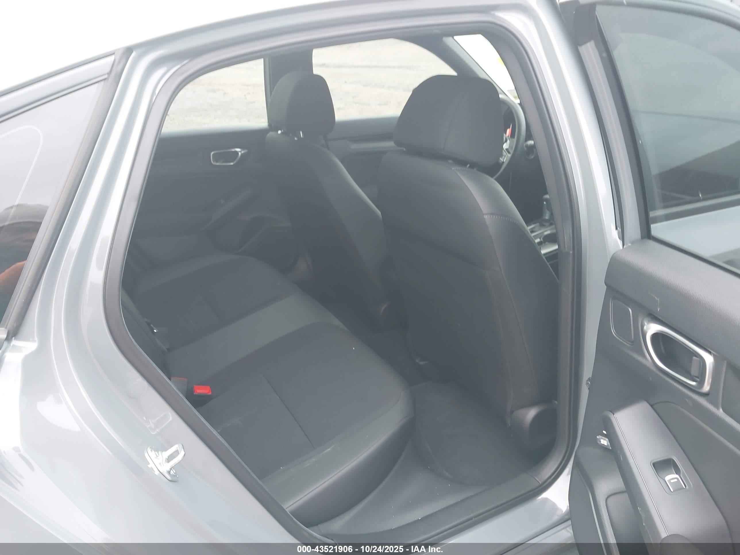 HONDA CIVIC image 8