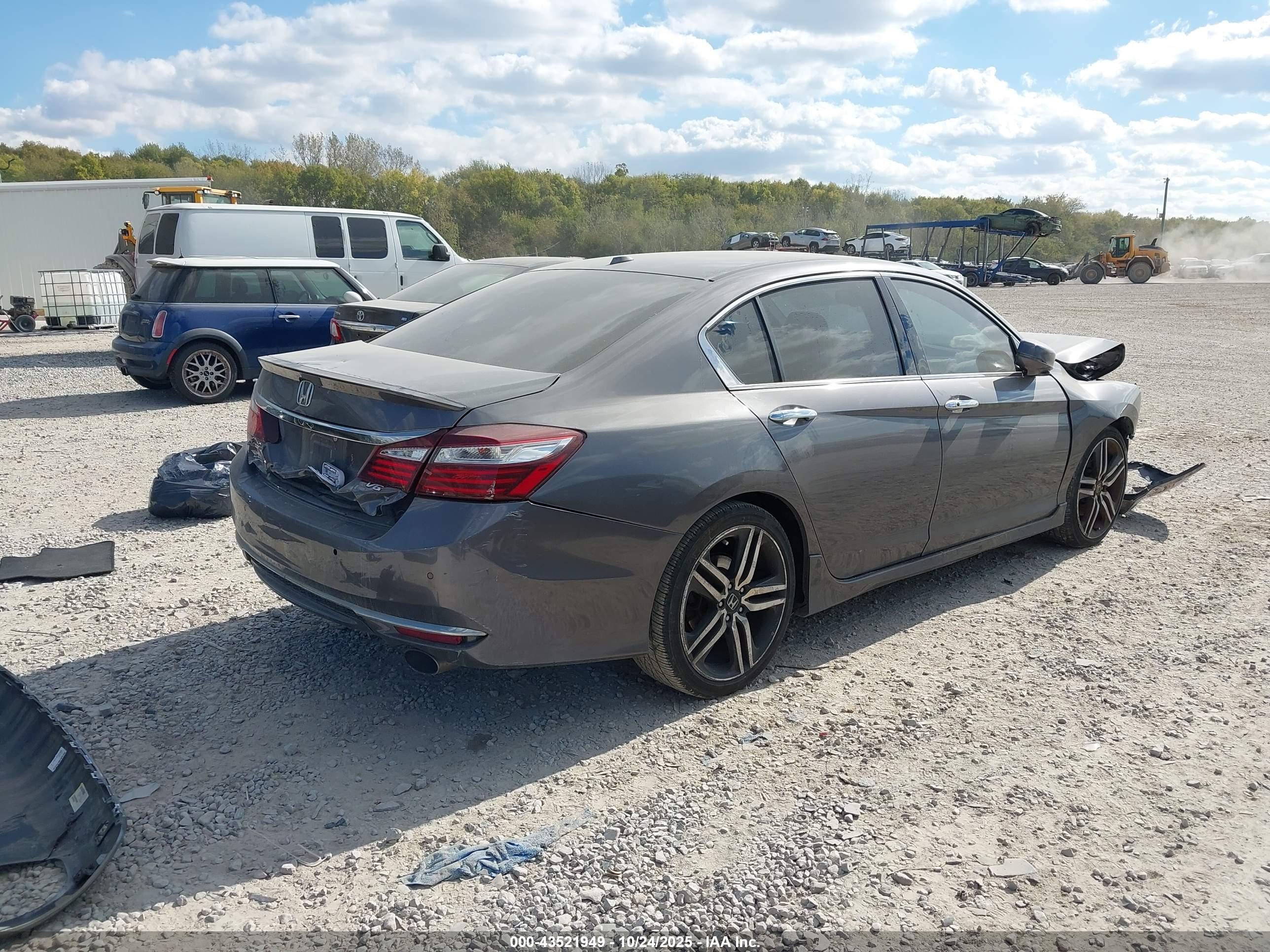 HONDA ACCORD image 4