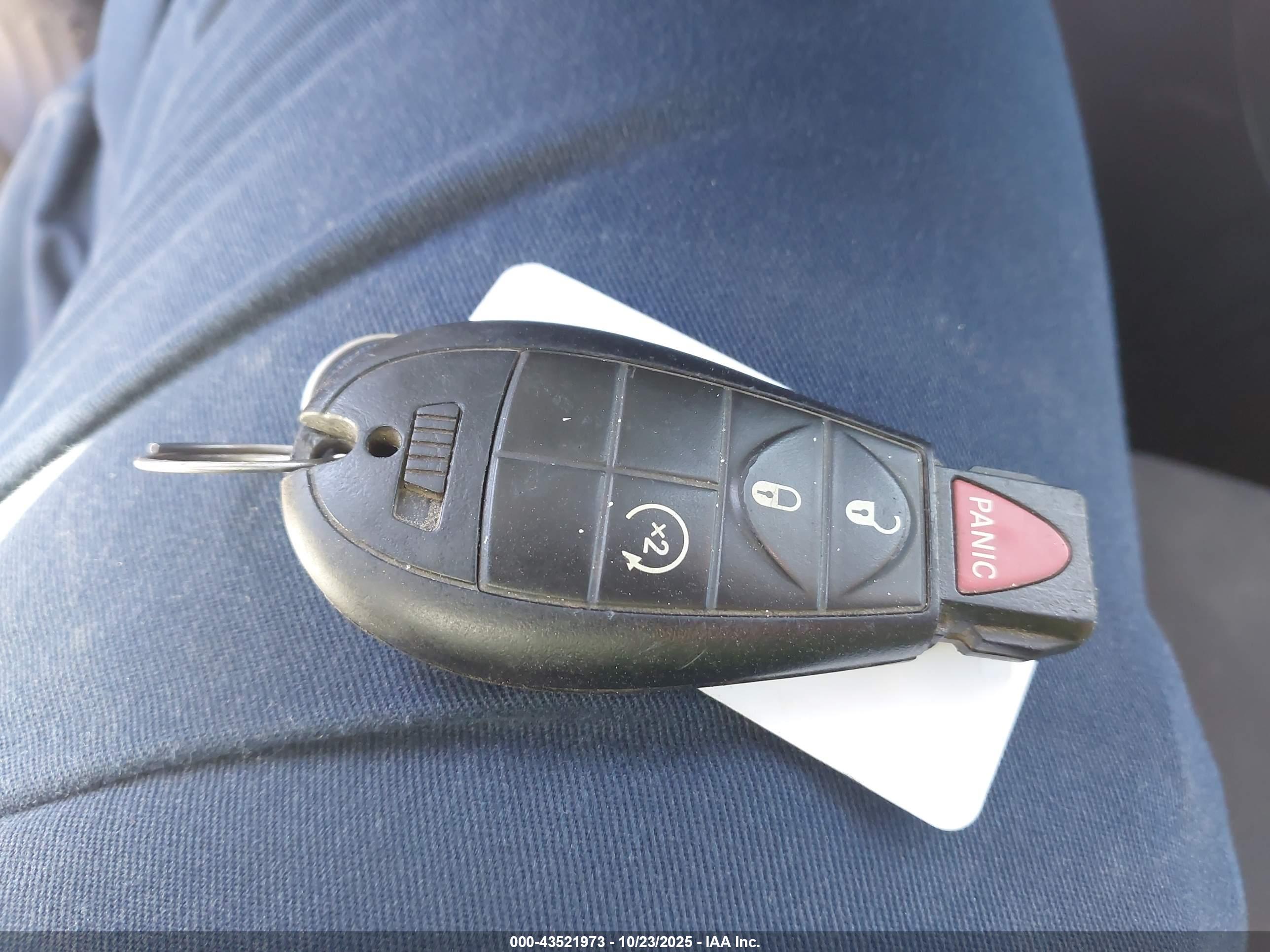 JEEP CHEROKEE image 11