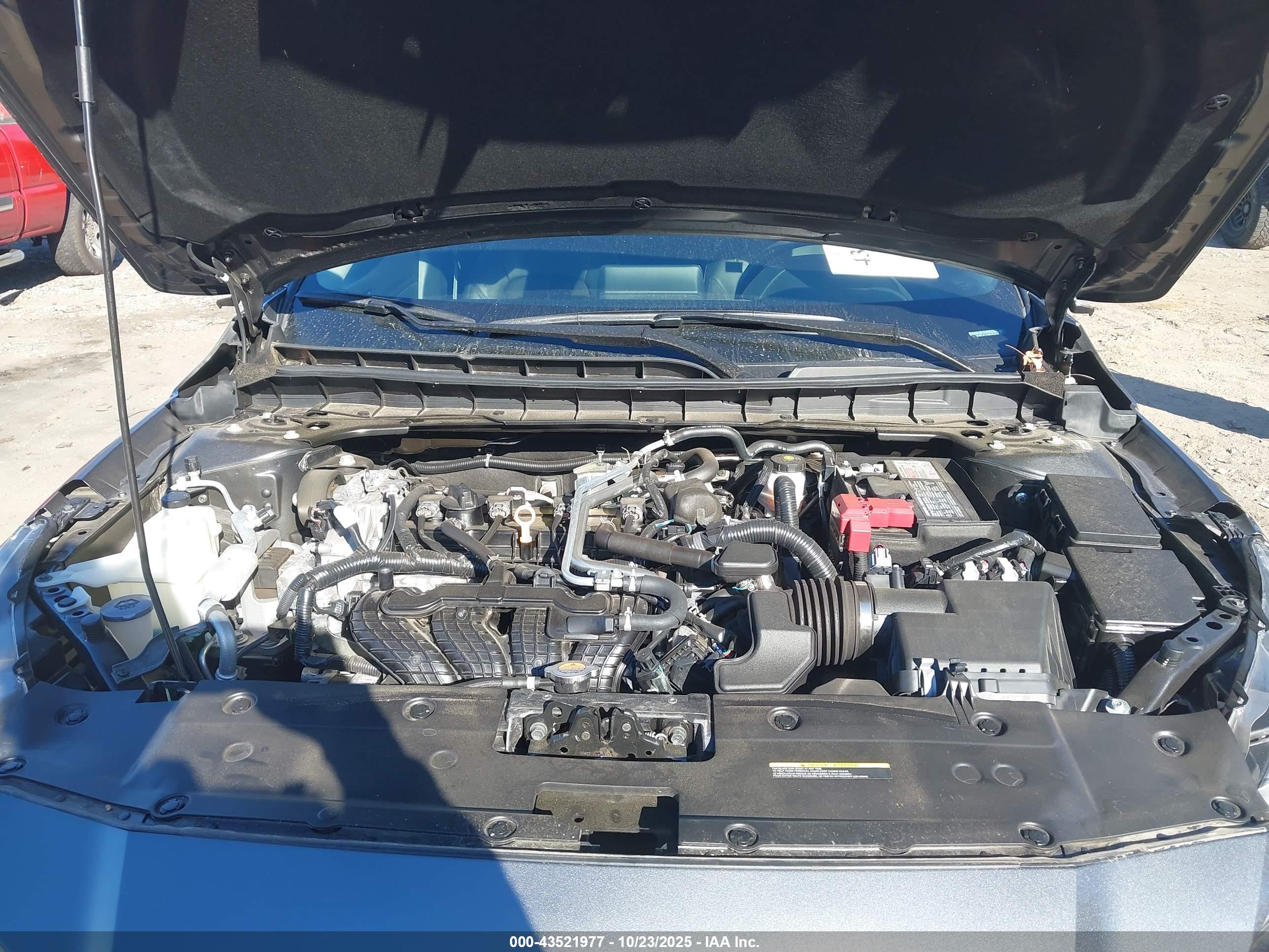 NISSAN ALTIMA image 10