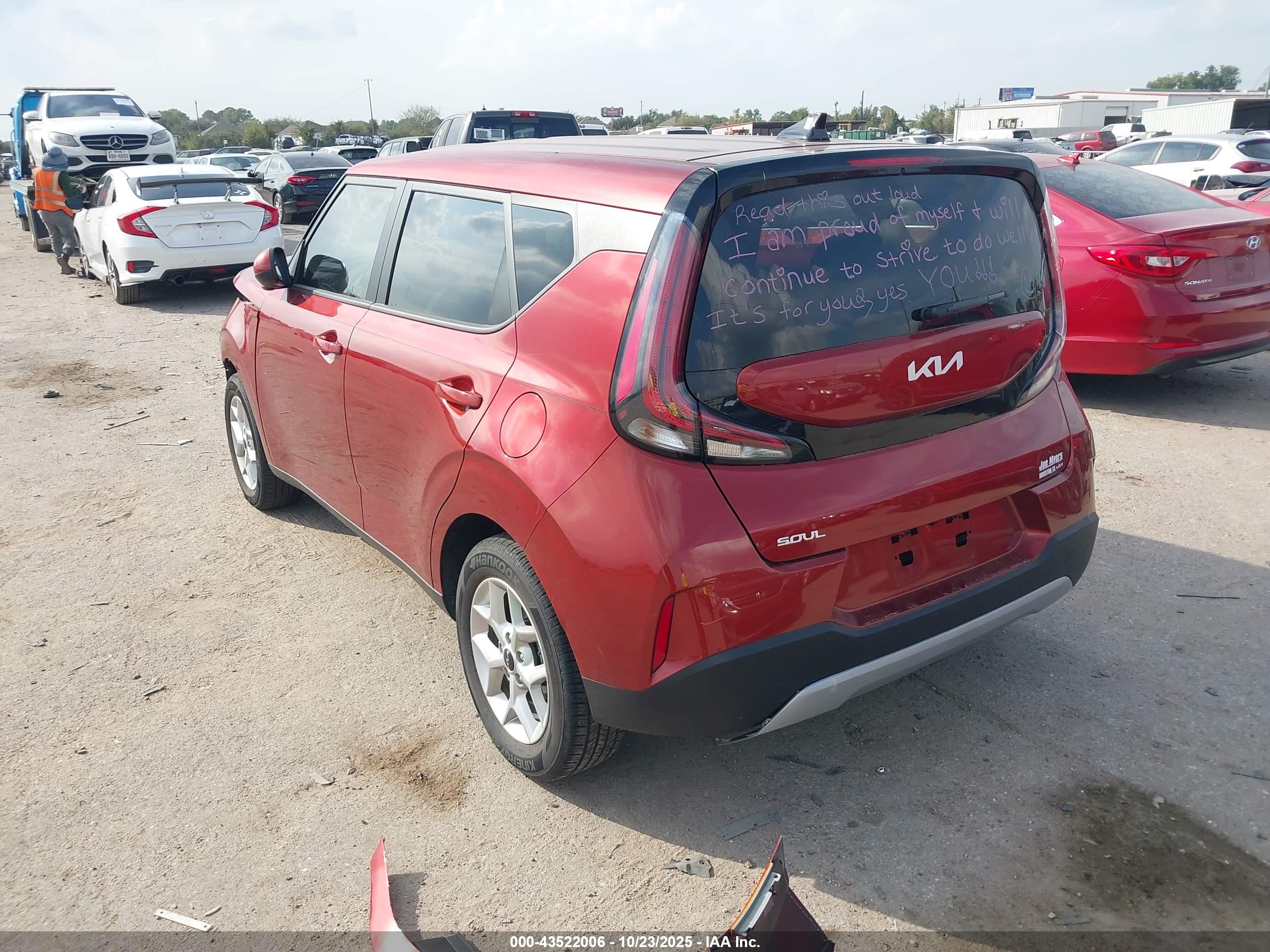 KIA SOUL image 3