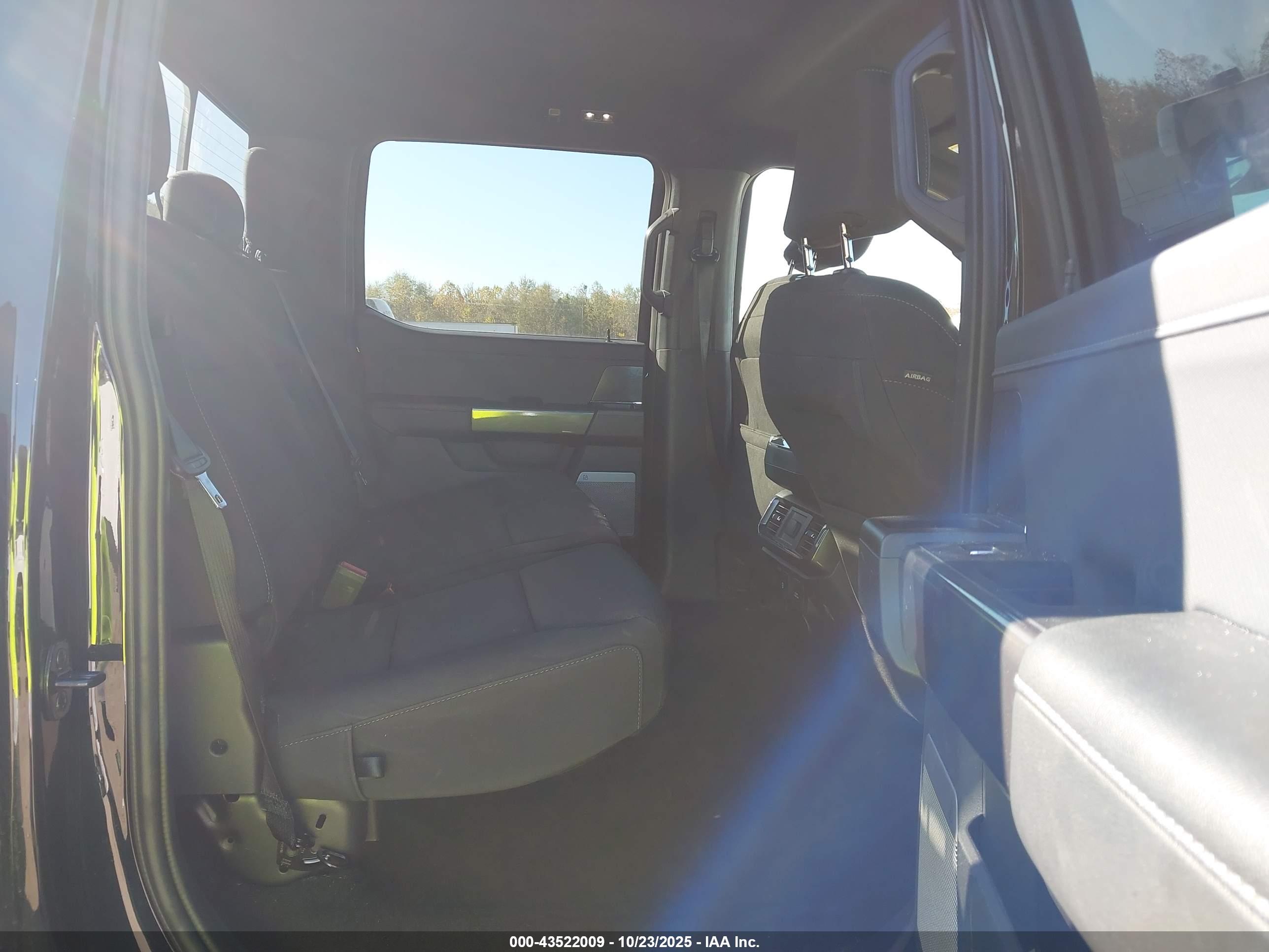 FORD F-150 image 8