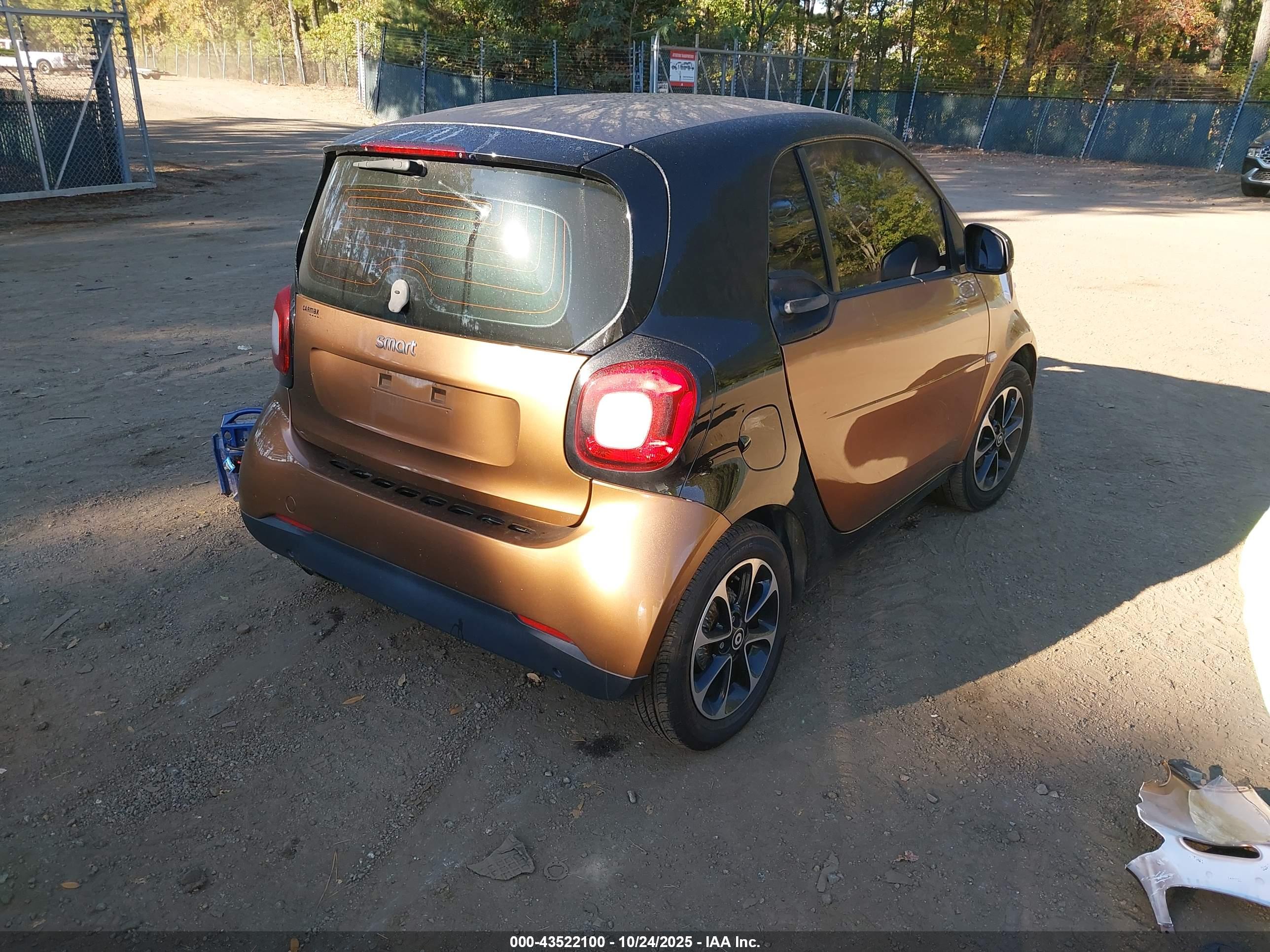 SMART FORTWO image 4