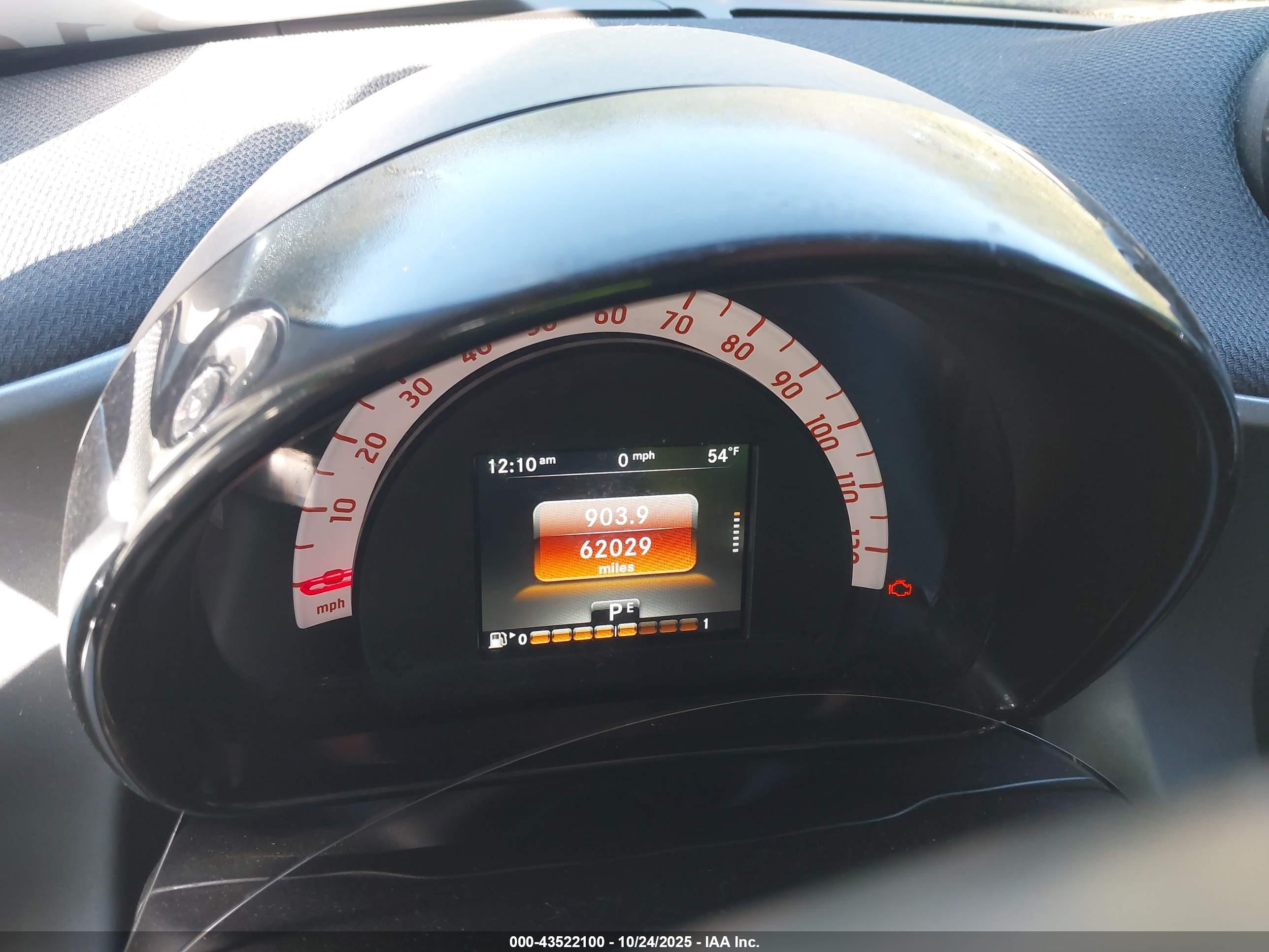 SMART FORTWO image 7