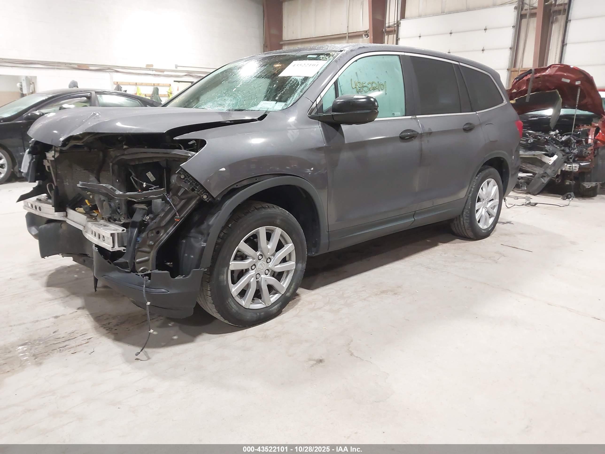 HONDA PILOT image 2