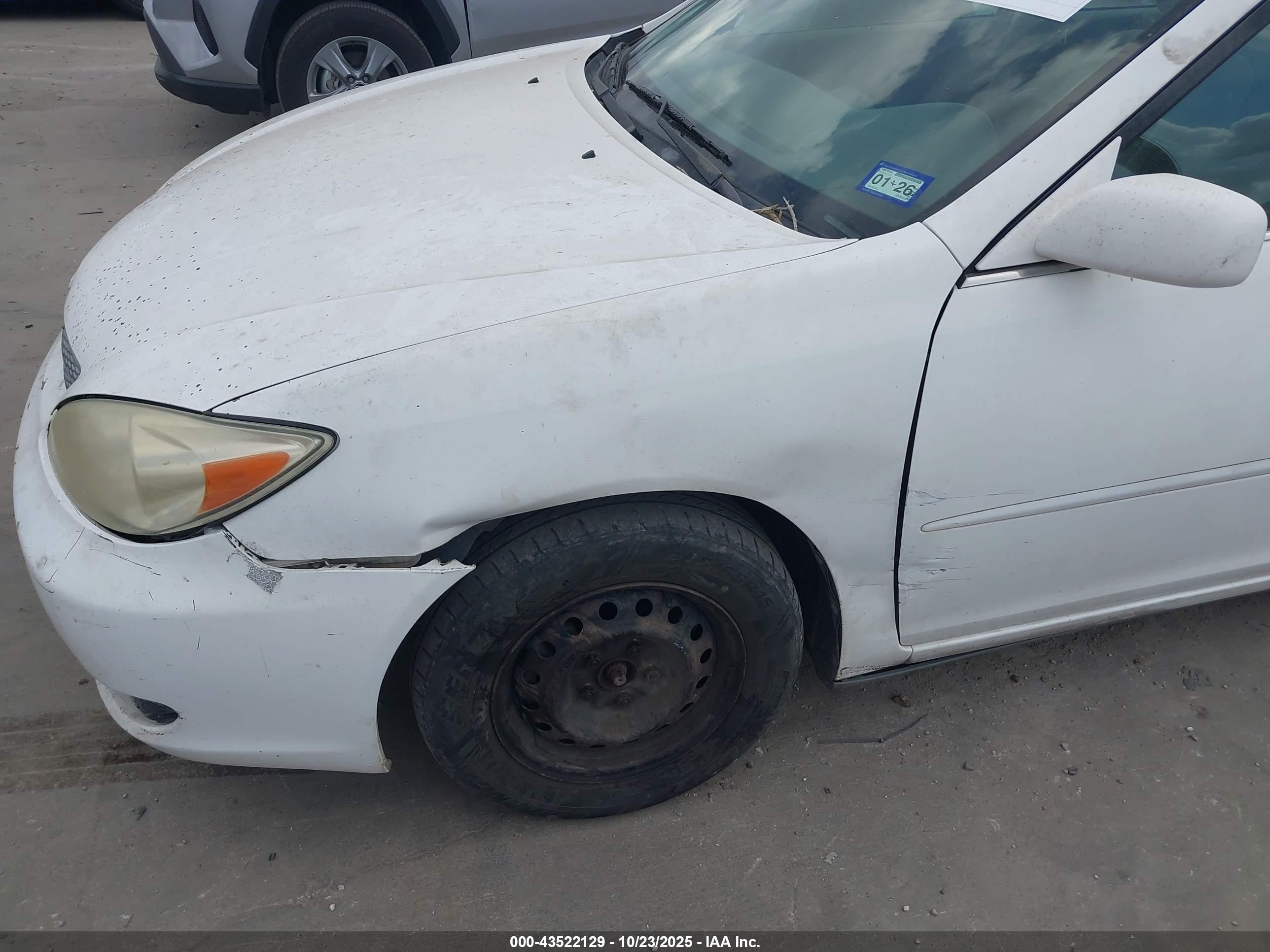 TOYOTA CAMRY image 6