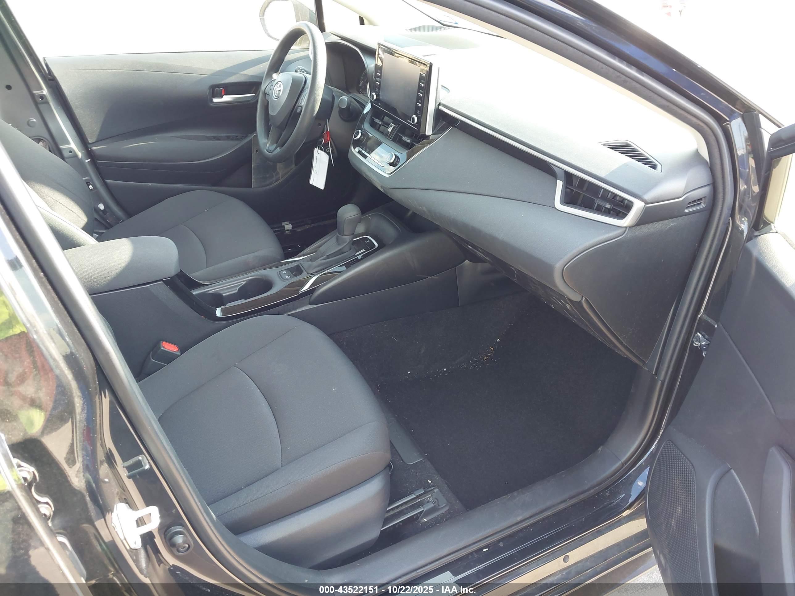 TOYOTA COROLLA image 5