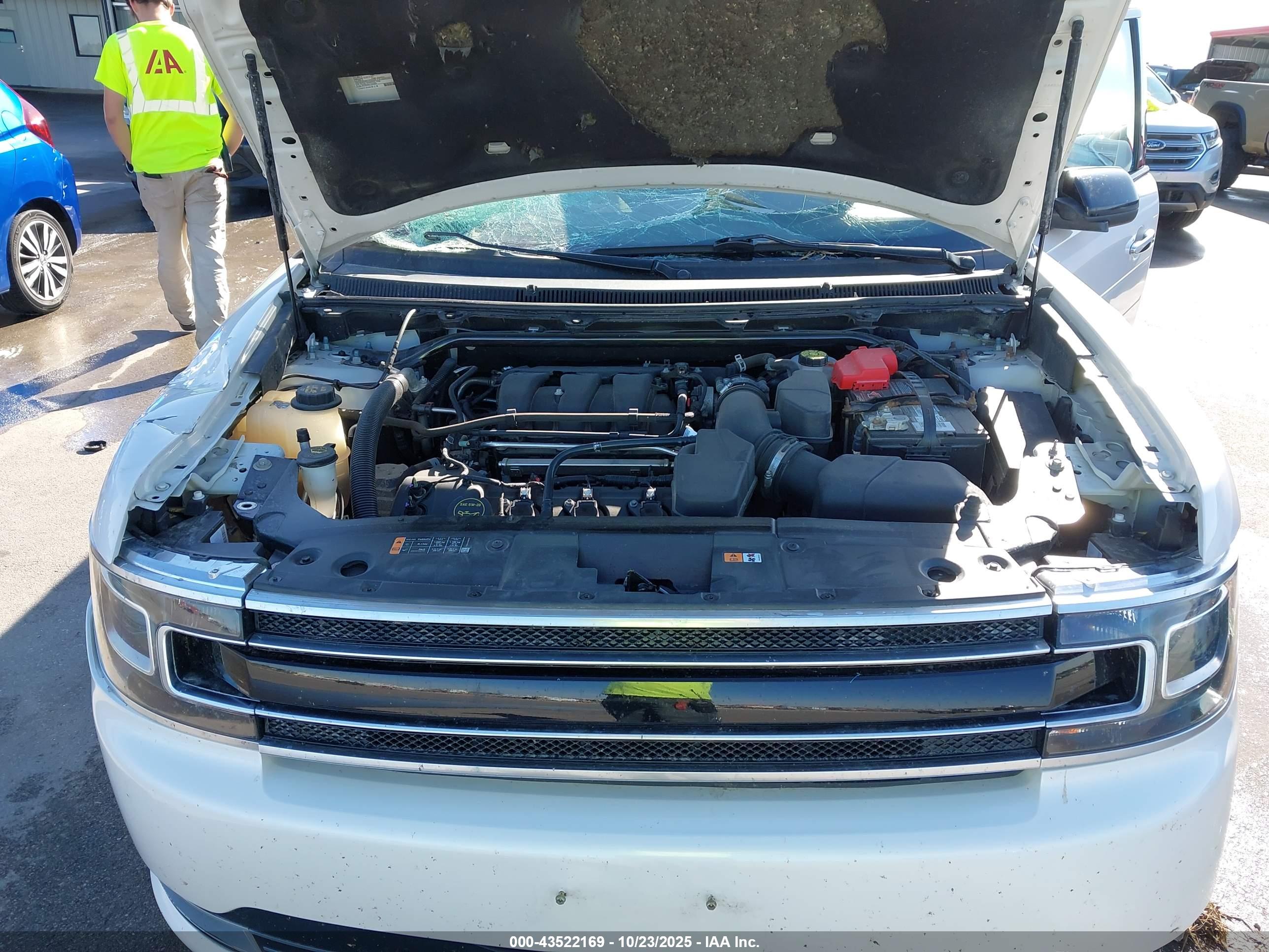 FORD FLEX image 10