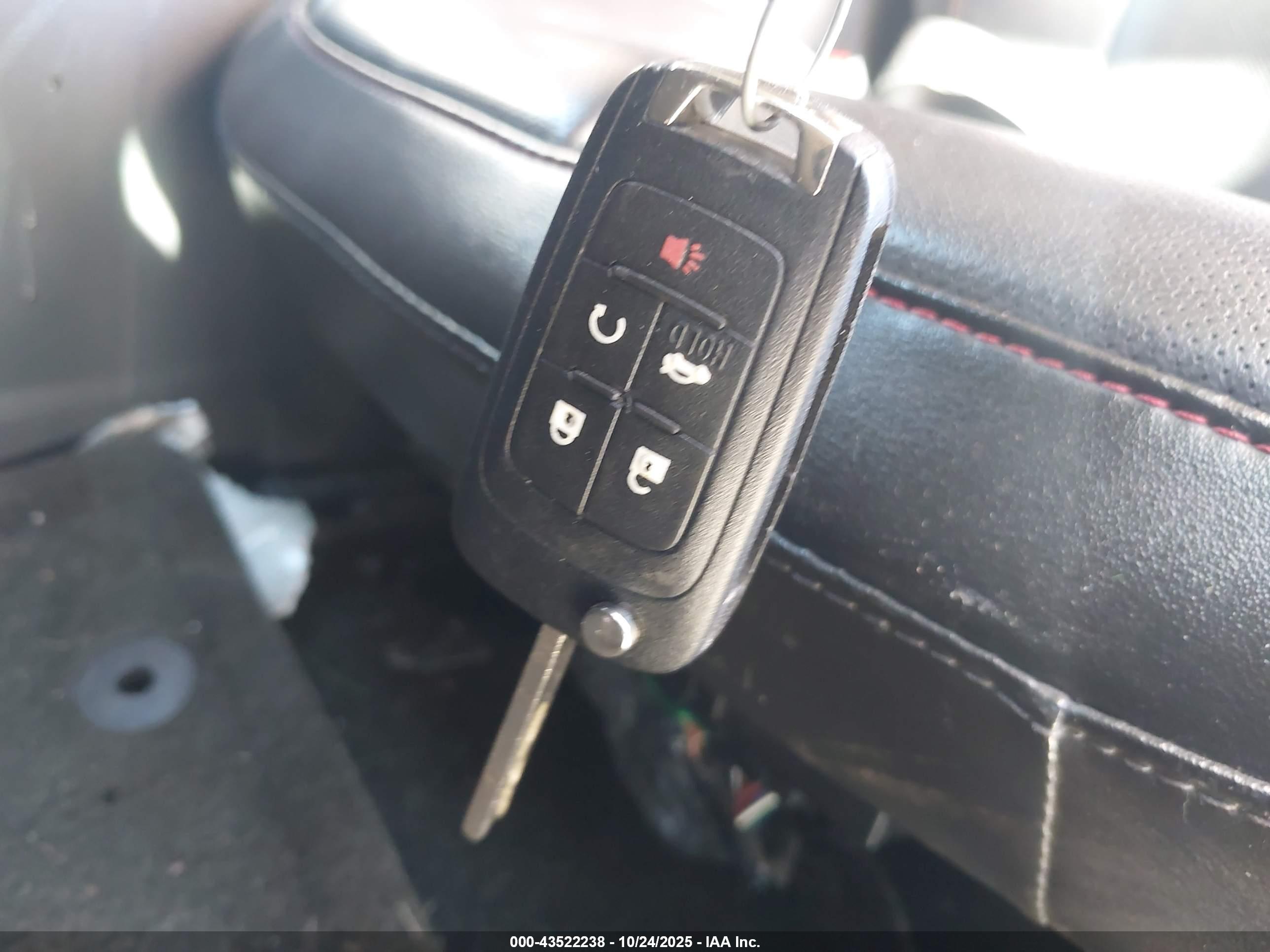 CHEVROLET EQUINOX image 11