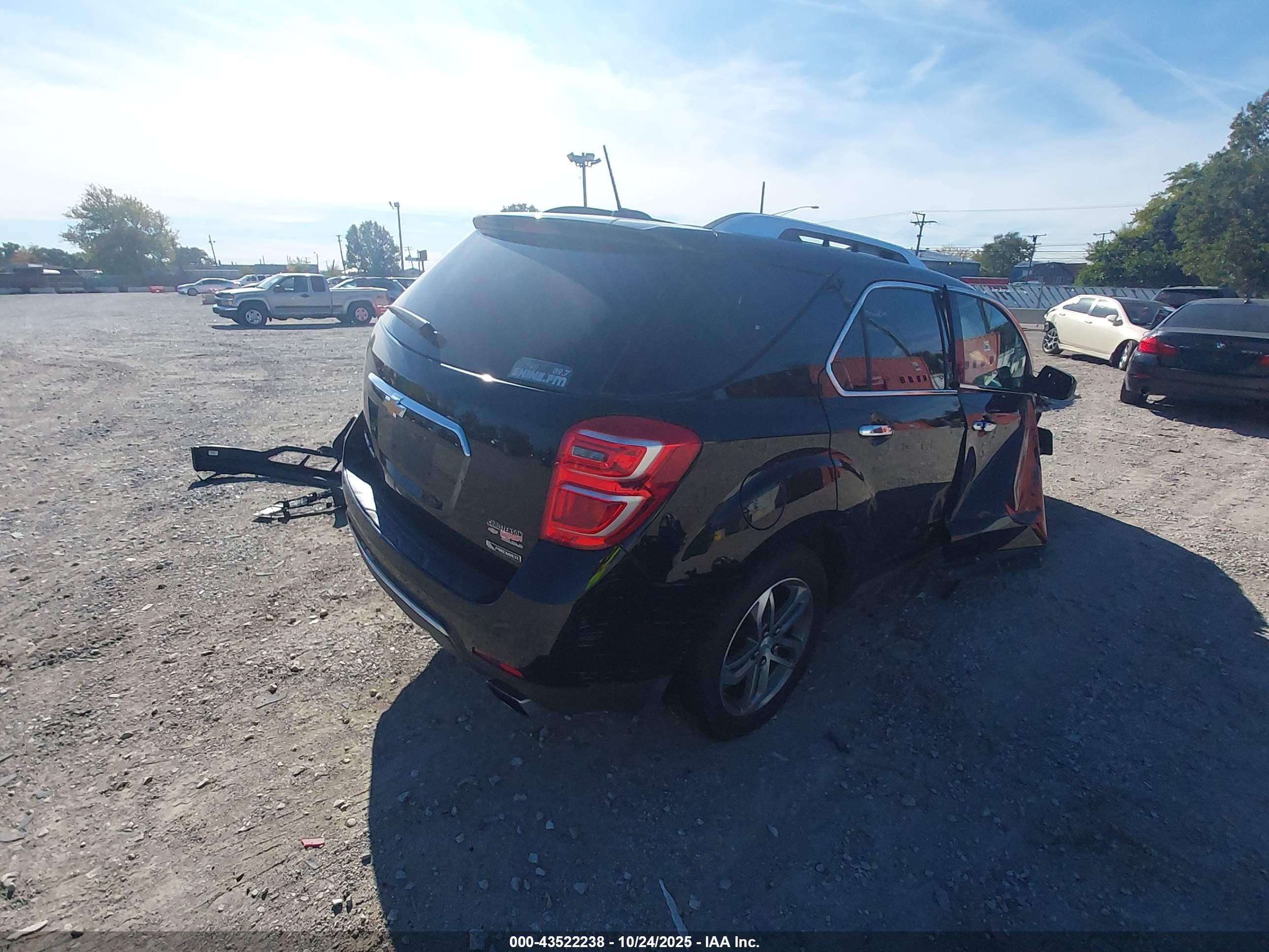 CHEVROLET EQUINOX image 4