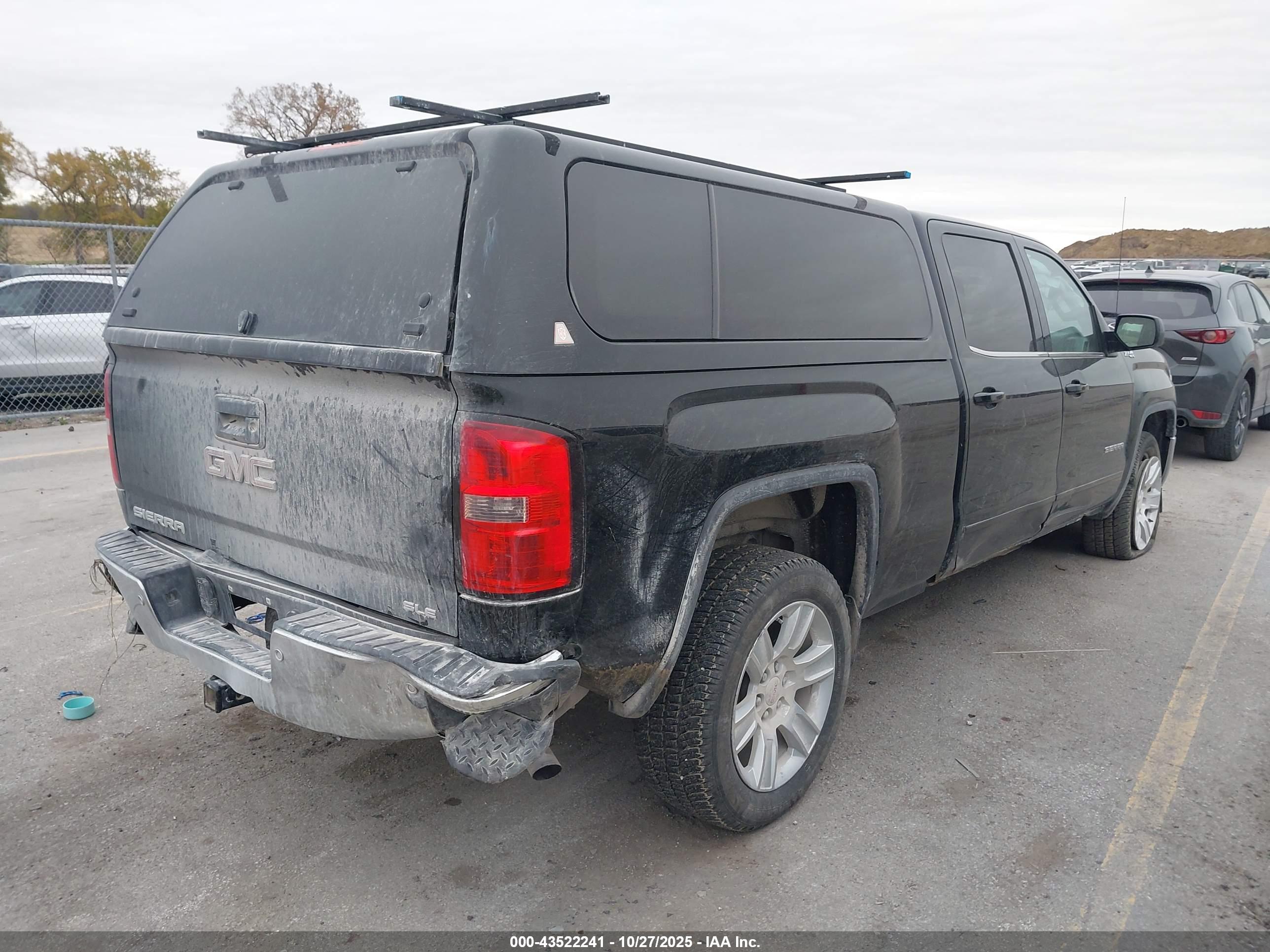 GMC SIERRA image 4