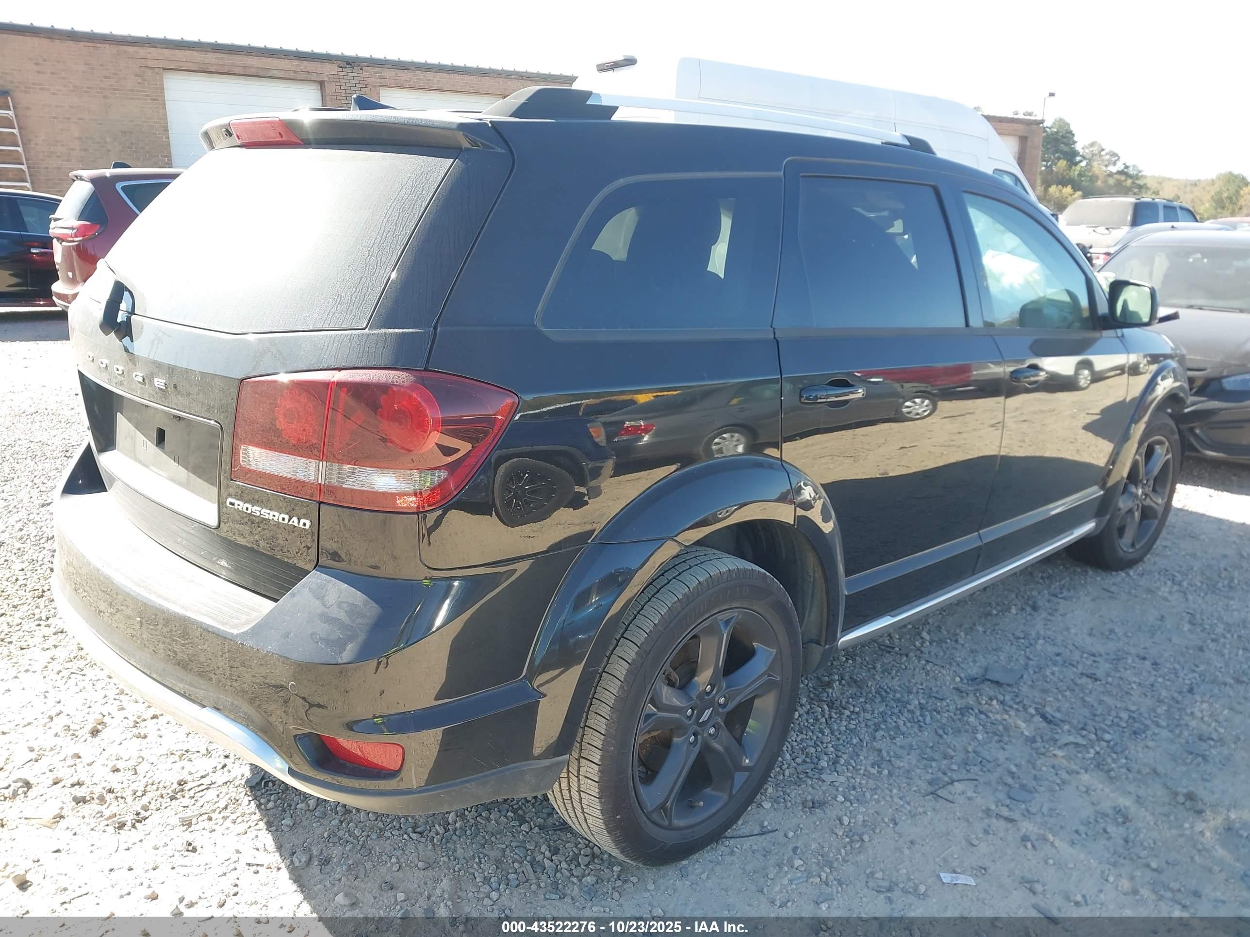 DODGE JOURNEY image 4