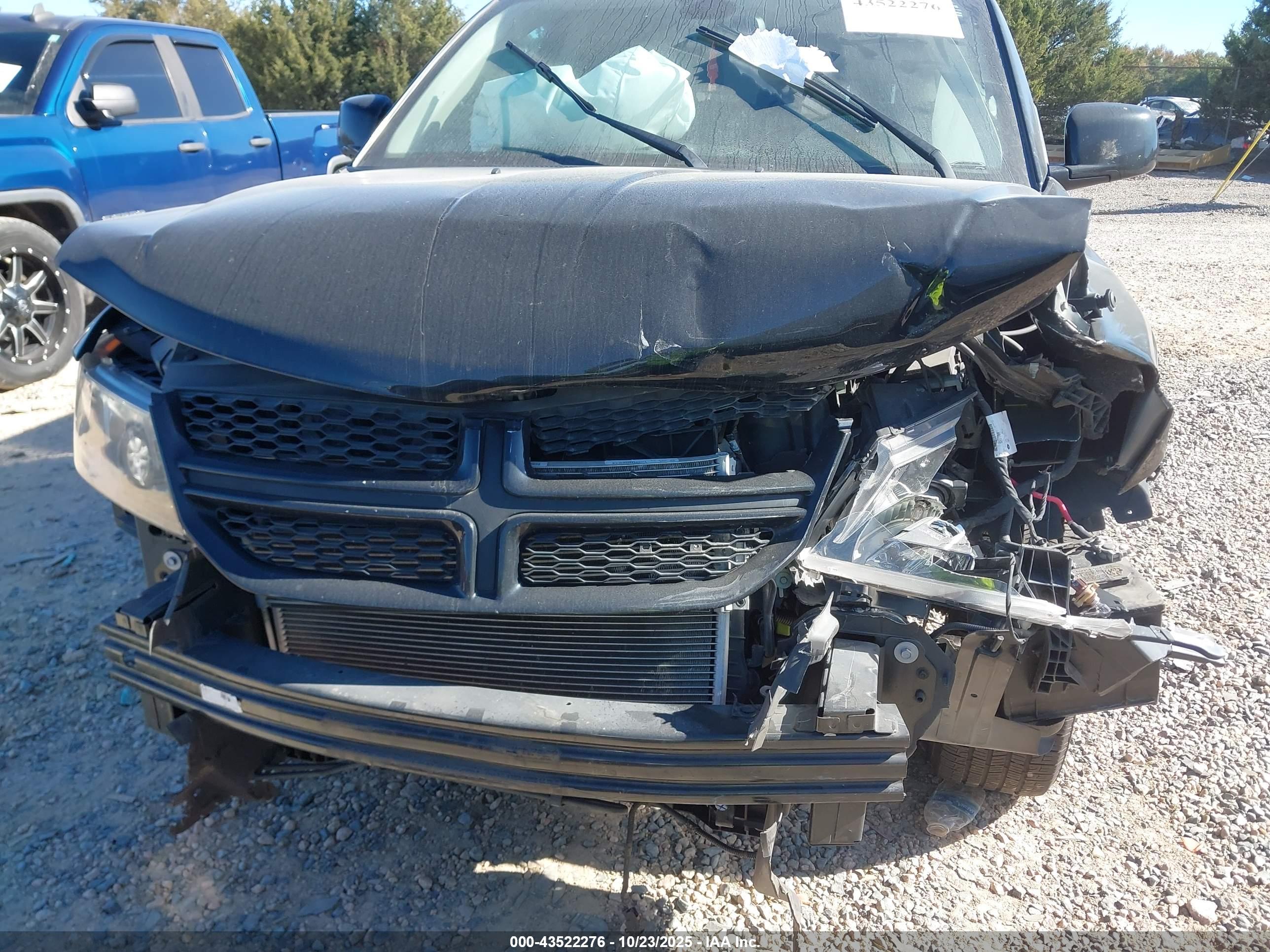 DODGE JOURNEY image 6
