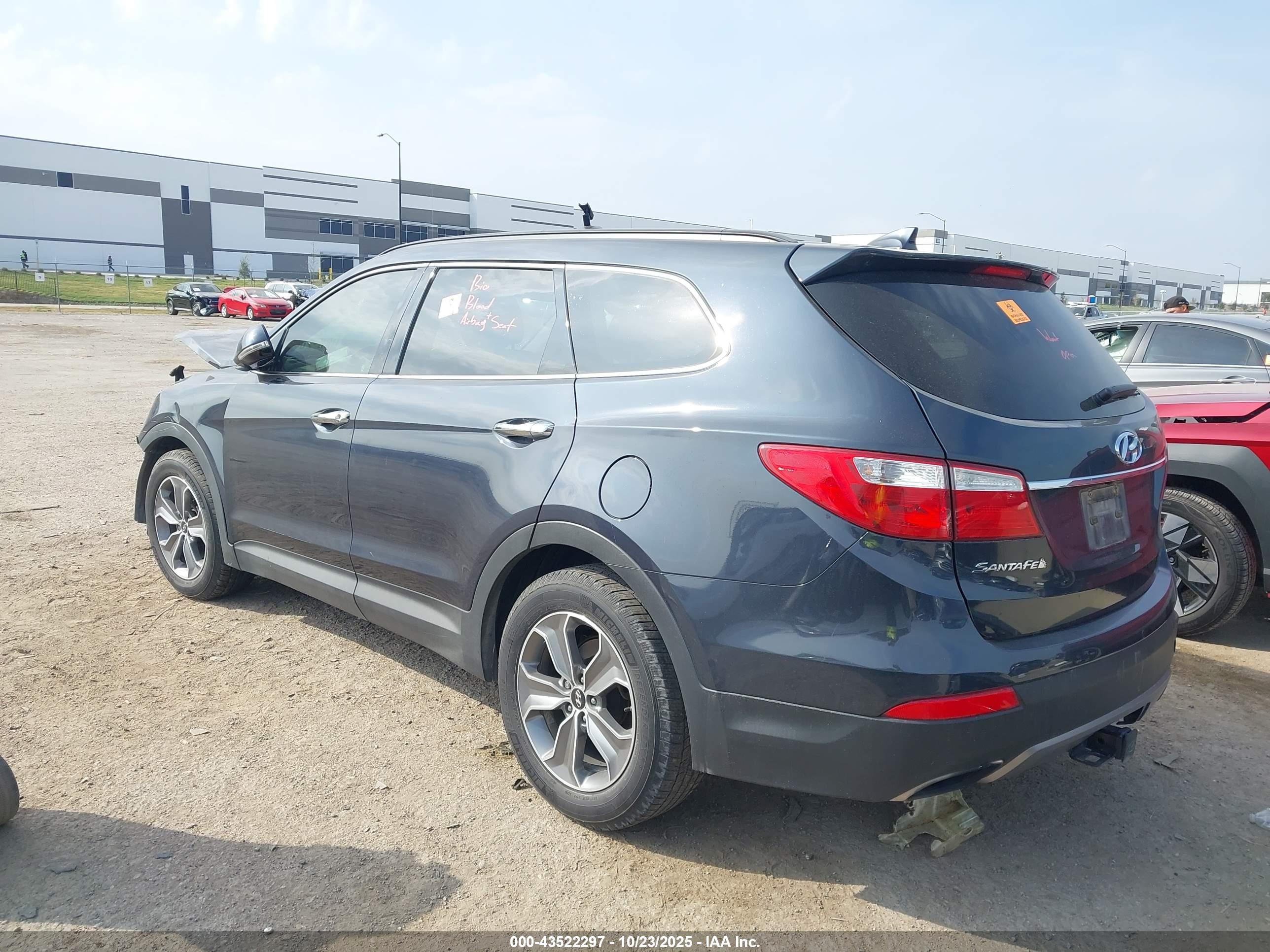 HYUNDAI SANTA image 3