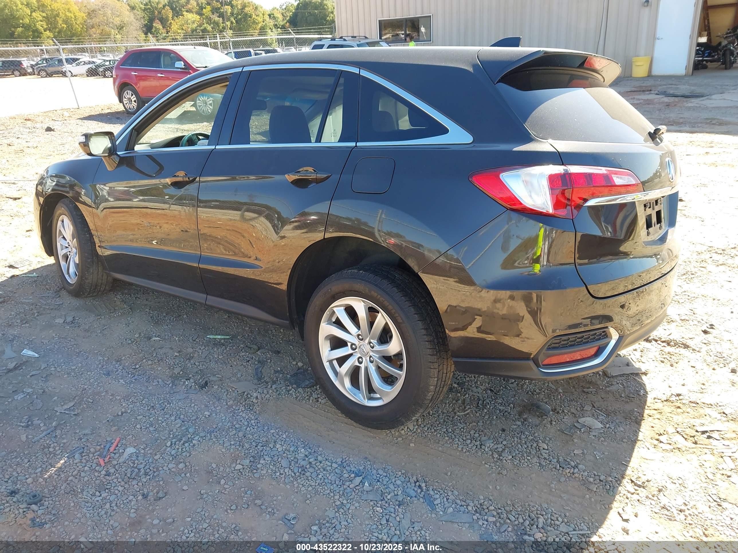 ACURA RDX image 3