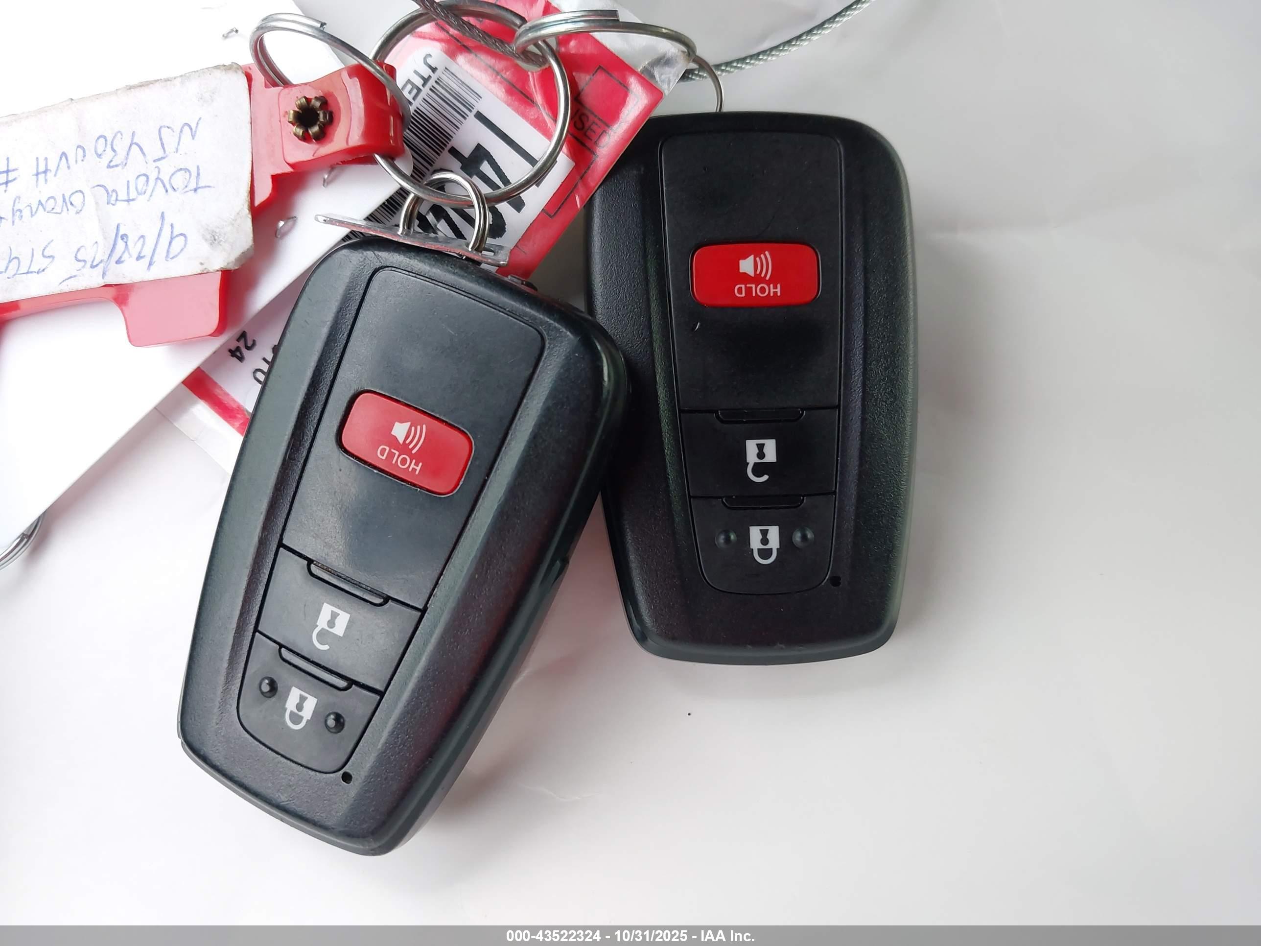 TOYOTA 4RUNNER image 11