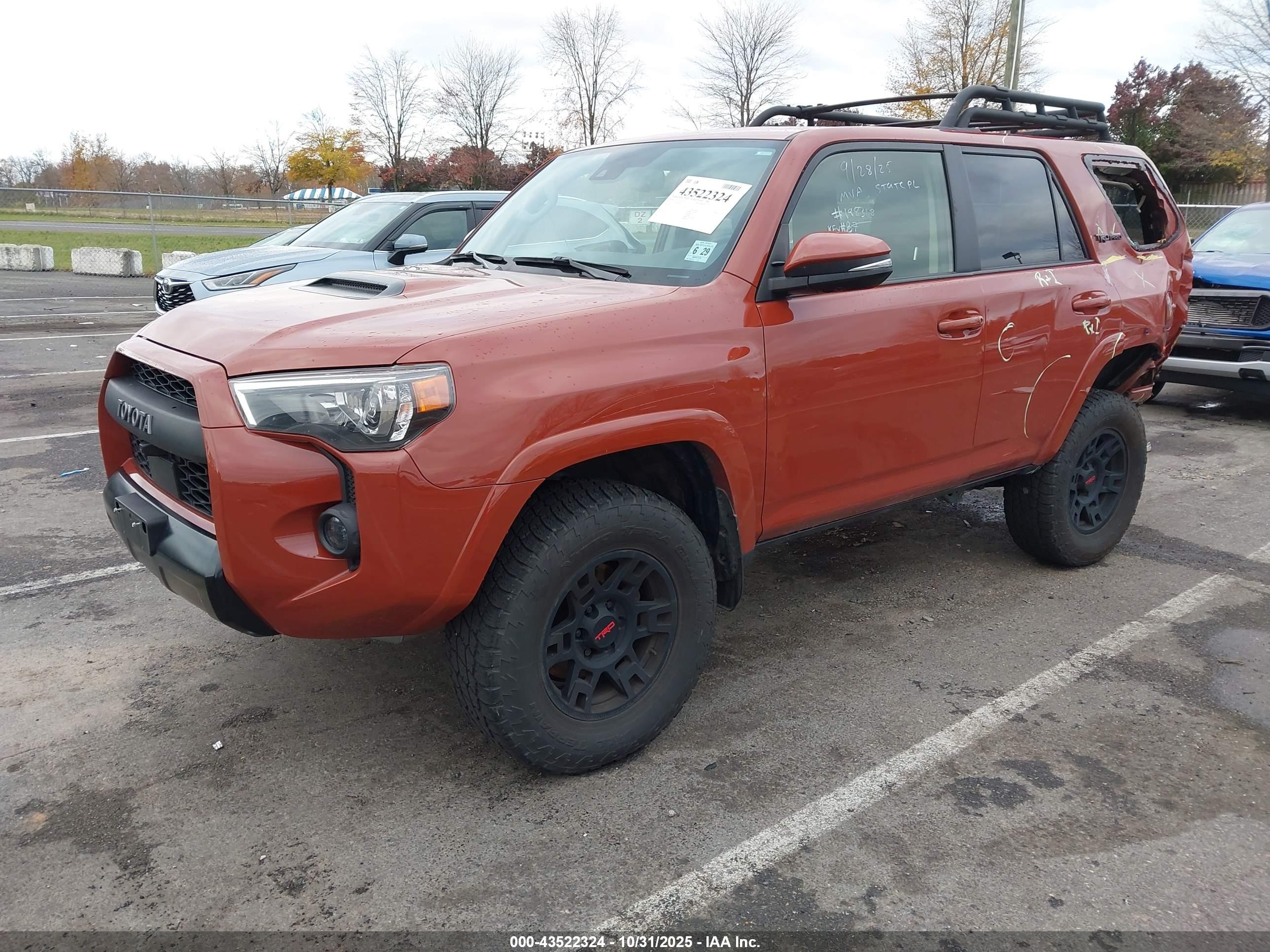 TOYOTA 4RUNNER image 2