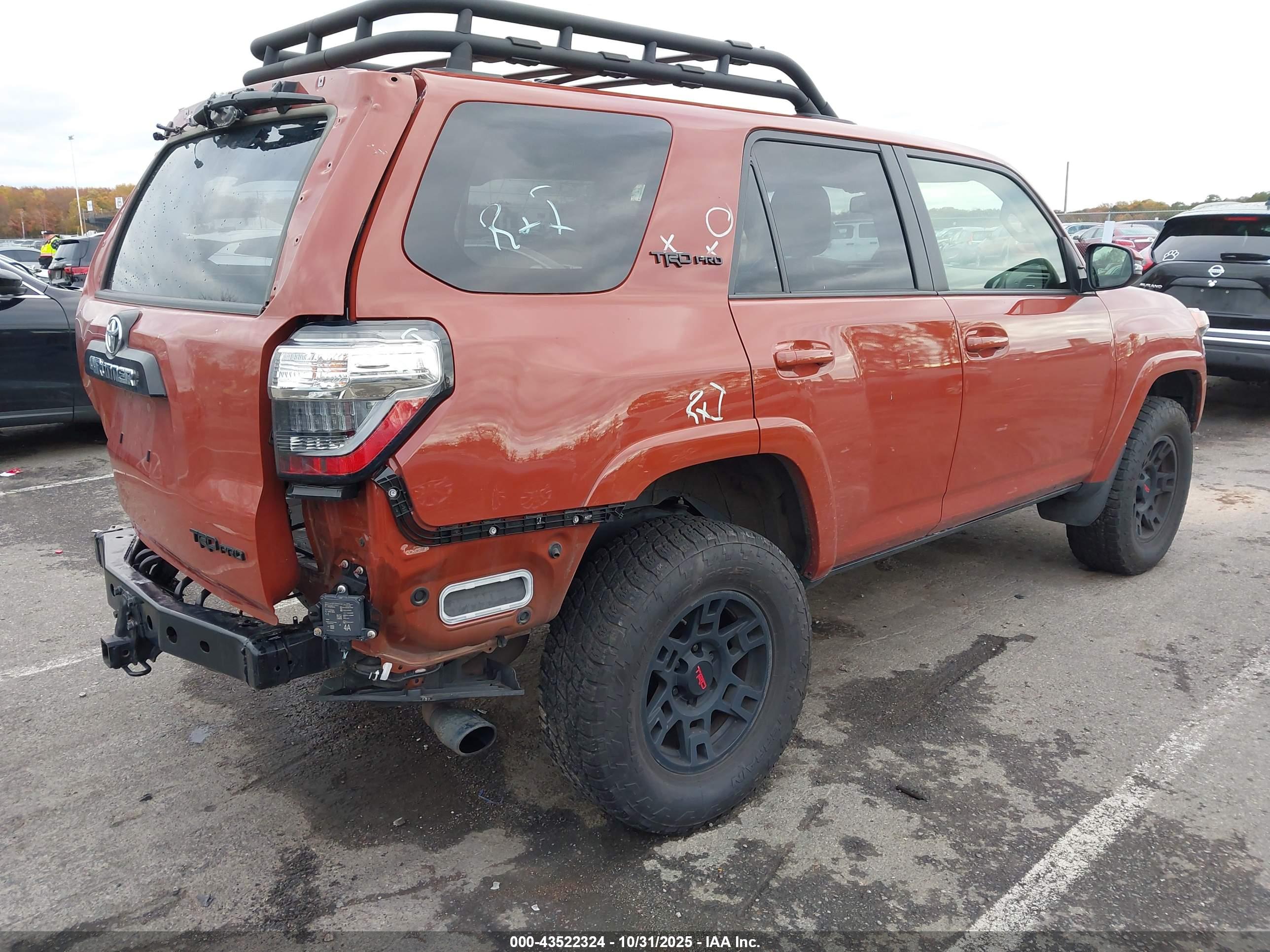 TOYOTA 4RUNNER image 4