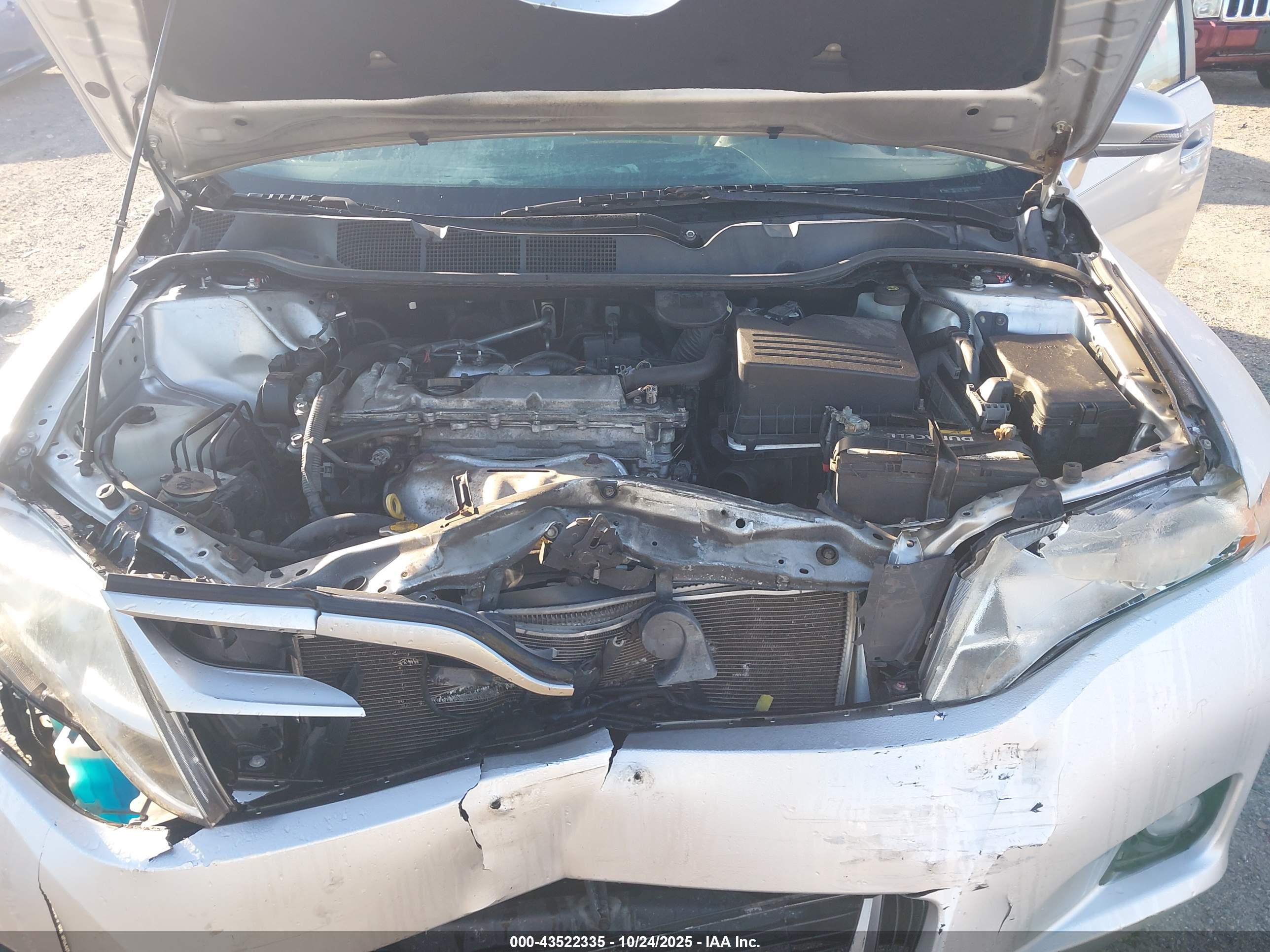 TOYOTA VENZA image 10