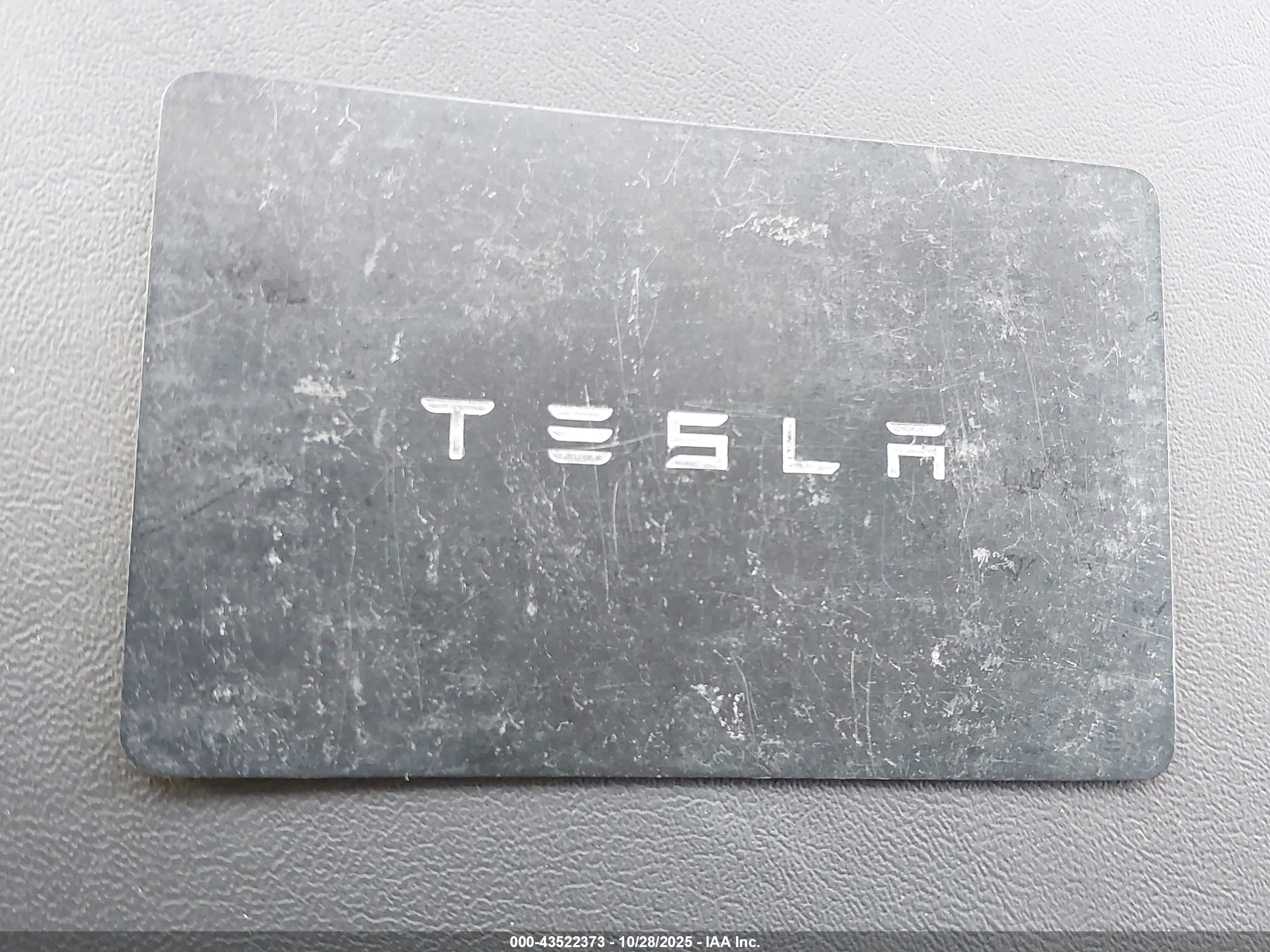 TESLA MODEL image 11