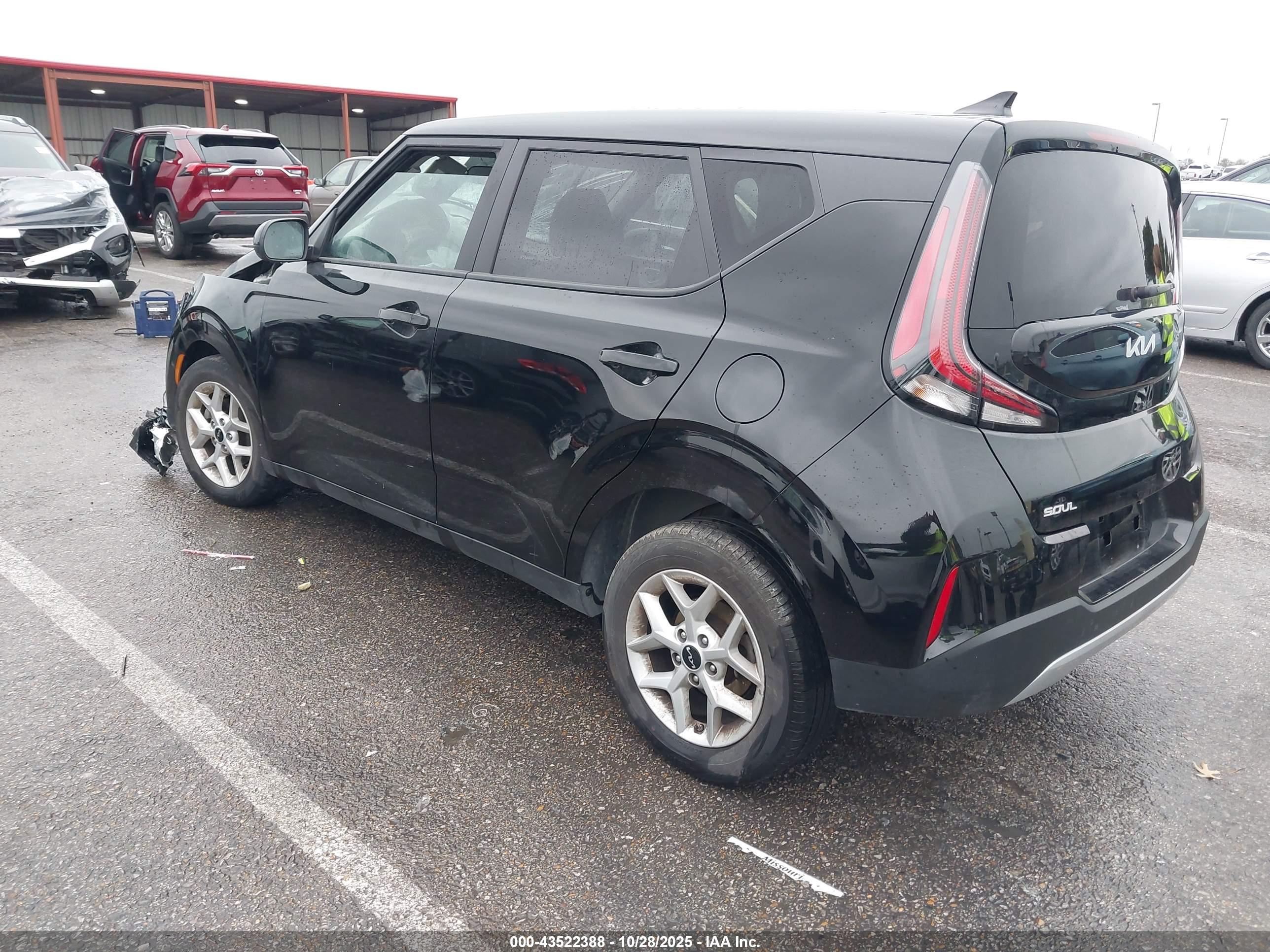 KIA SOUL image 3
