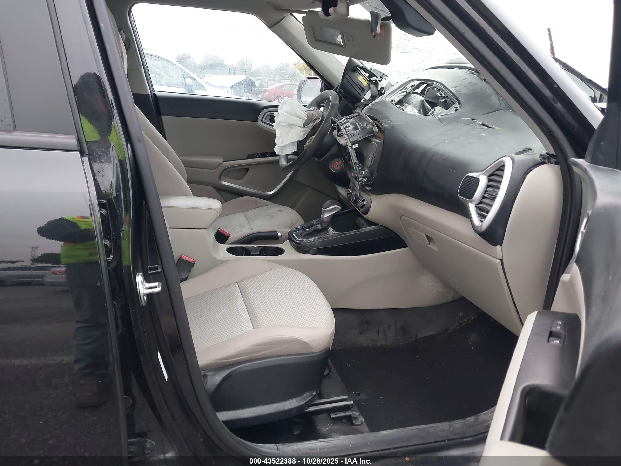 KIA SOUL image 5
